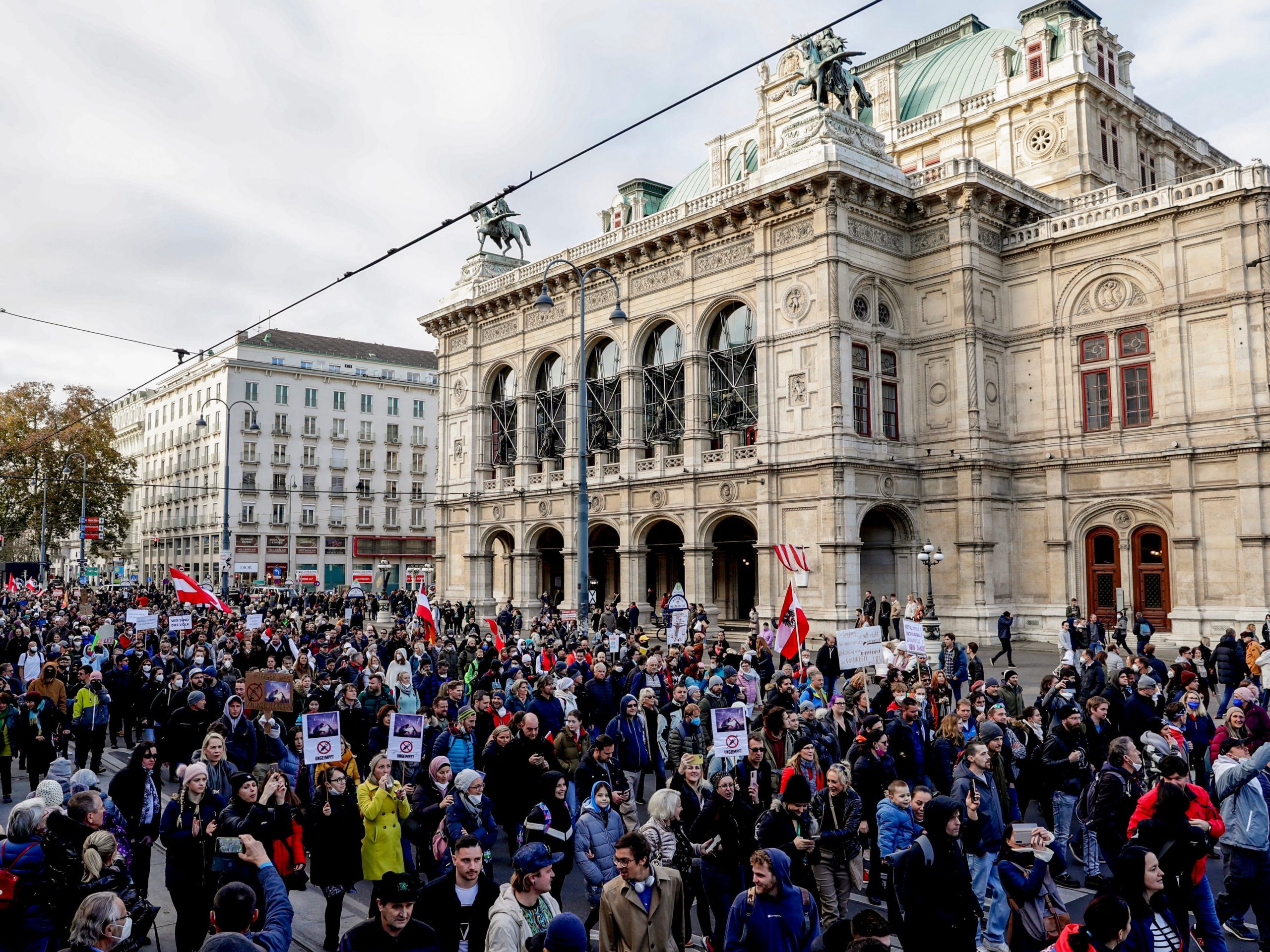 Photos show thousands of protestors take to Vienna streets to protest