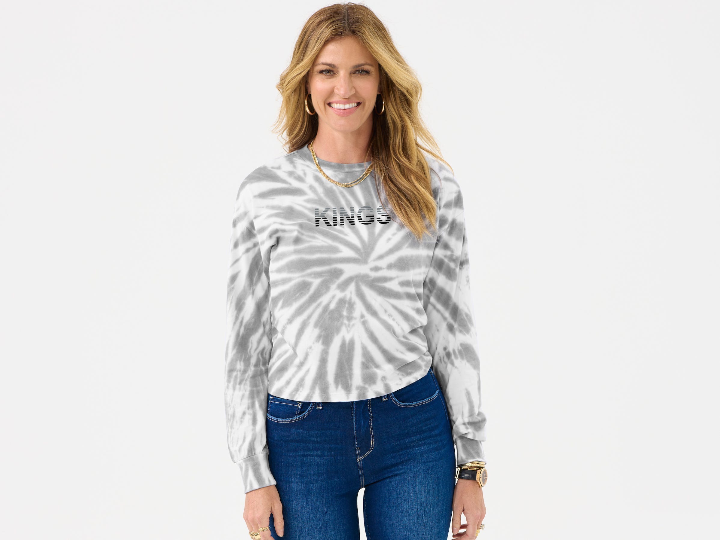 Erin Andrews' sports merch is 65% off on Fanatics tonight