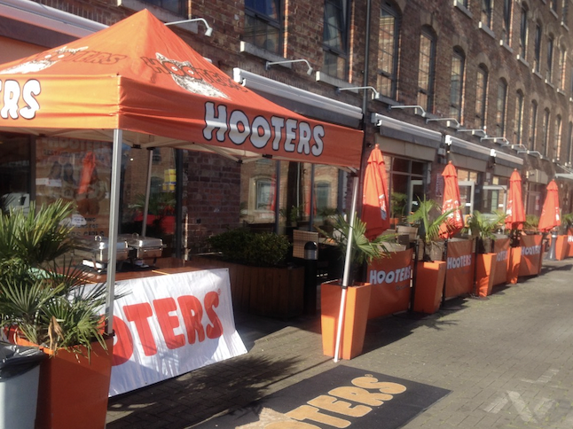 Hooters UK branch