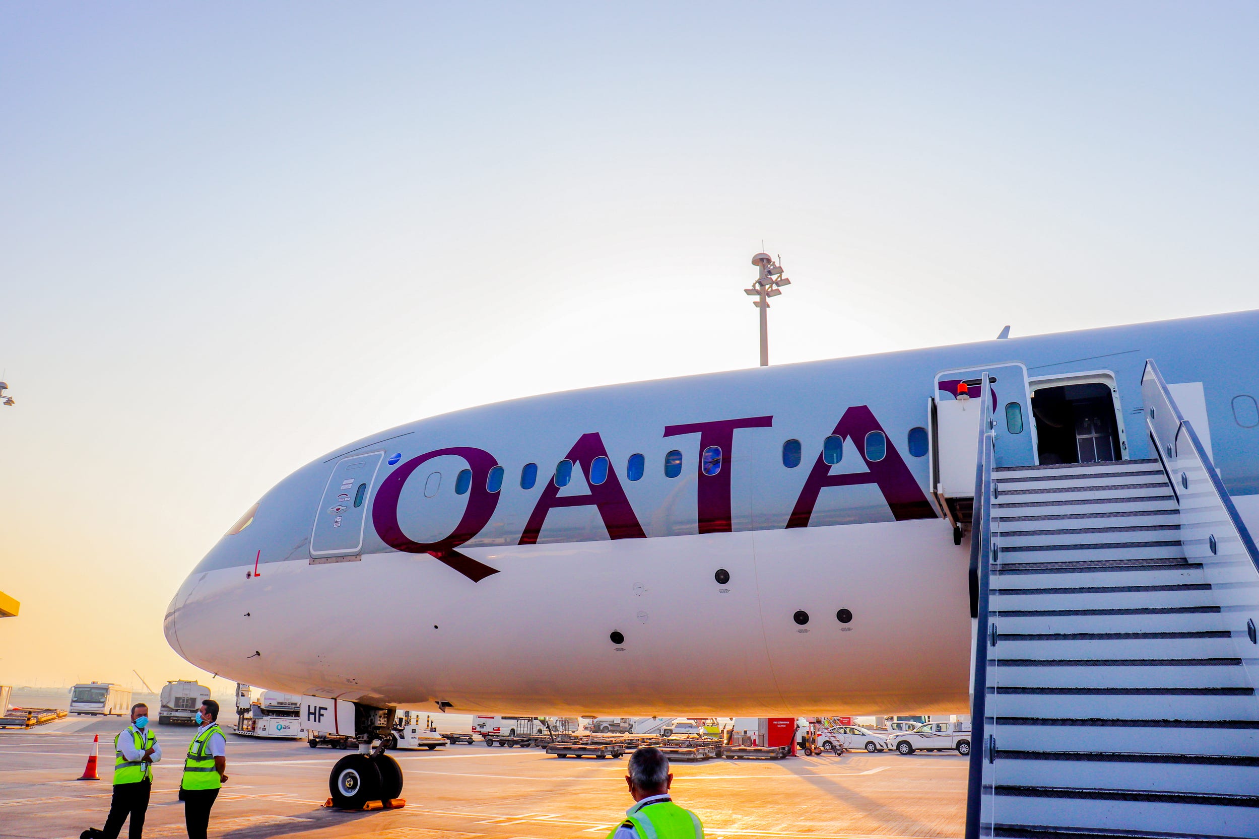 Qatar Airways Boeing 787-9 Dreamliner — Qatar Airways Flight 2021