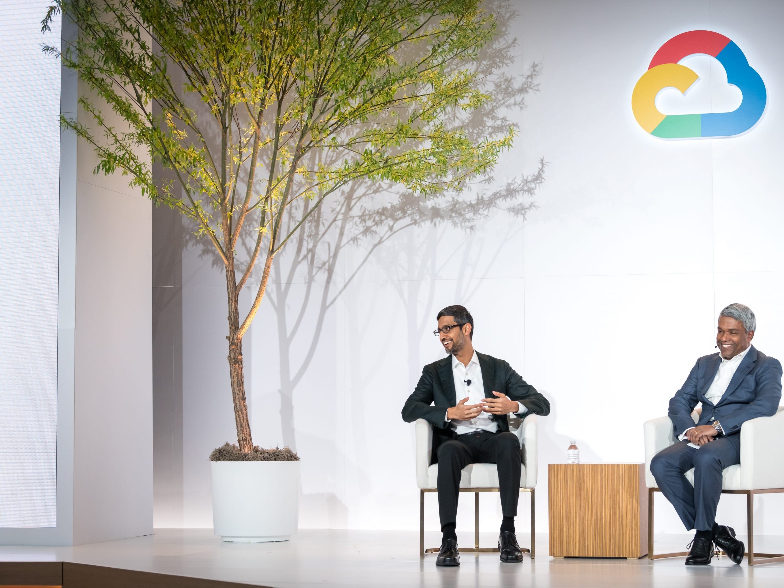 Google CEO Sundar Pichai and Google Cloud CEO Thomas Kurian