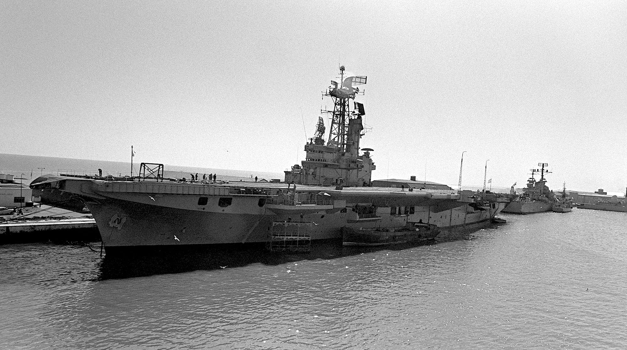 ARA Veinticinco de Mayo aircraft carrier