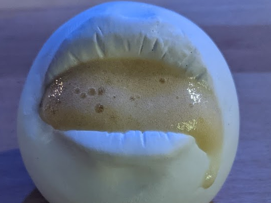 "A chef's kiss," a citrus foam dessert at Bros' restaurant in Lecce, Italy.