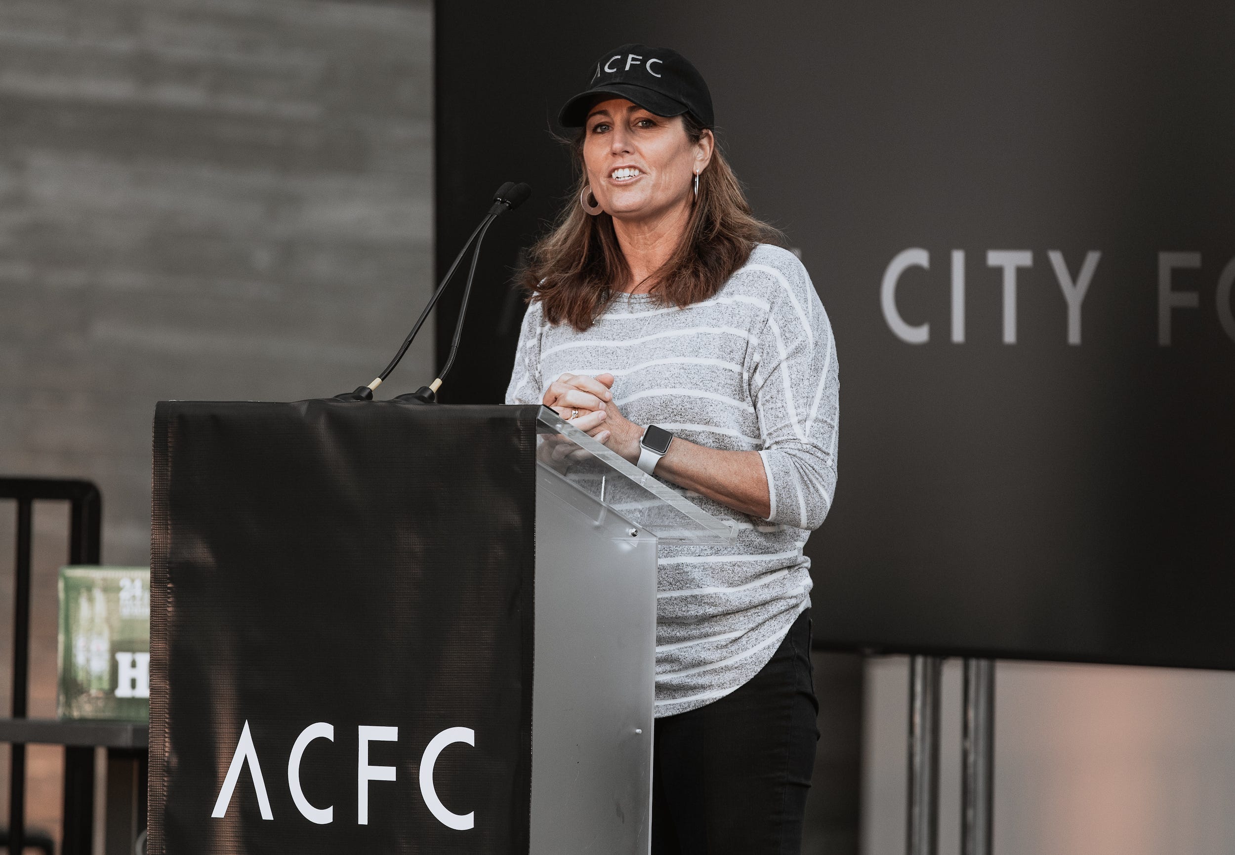 Julie Foudy.