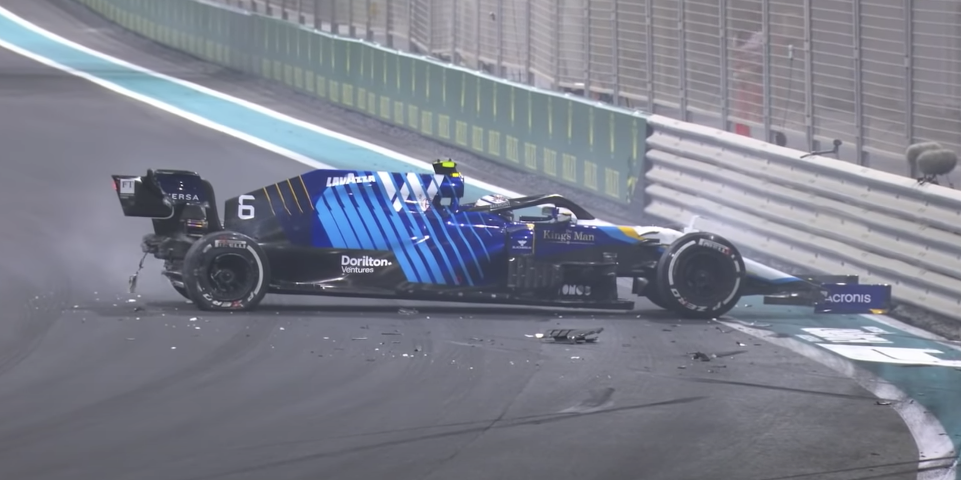 Nicholas Latifi's crashed Williams F1 car at the 2021 Abu Dhabi Grand Prix.