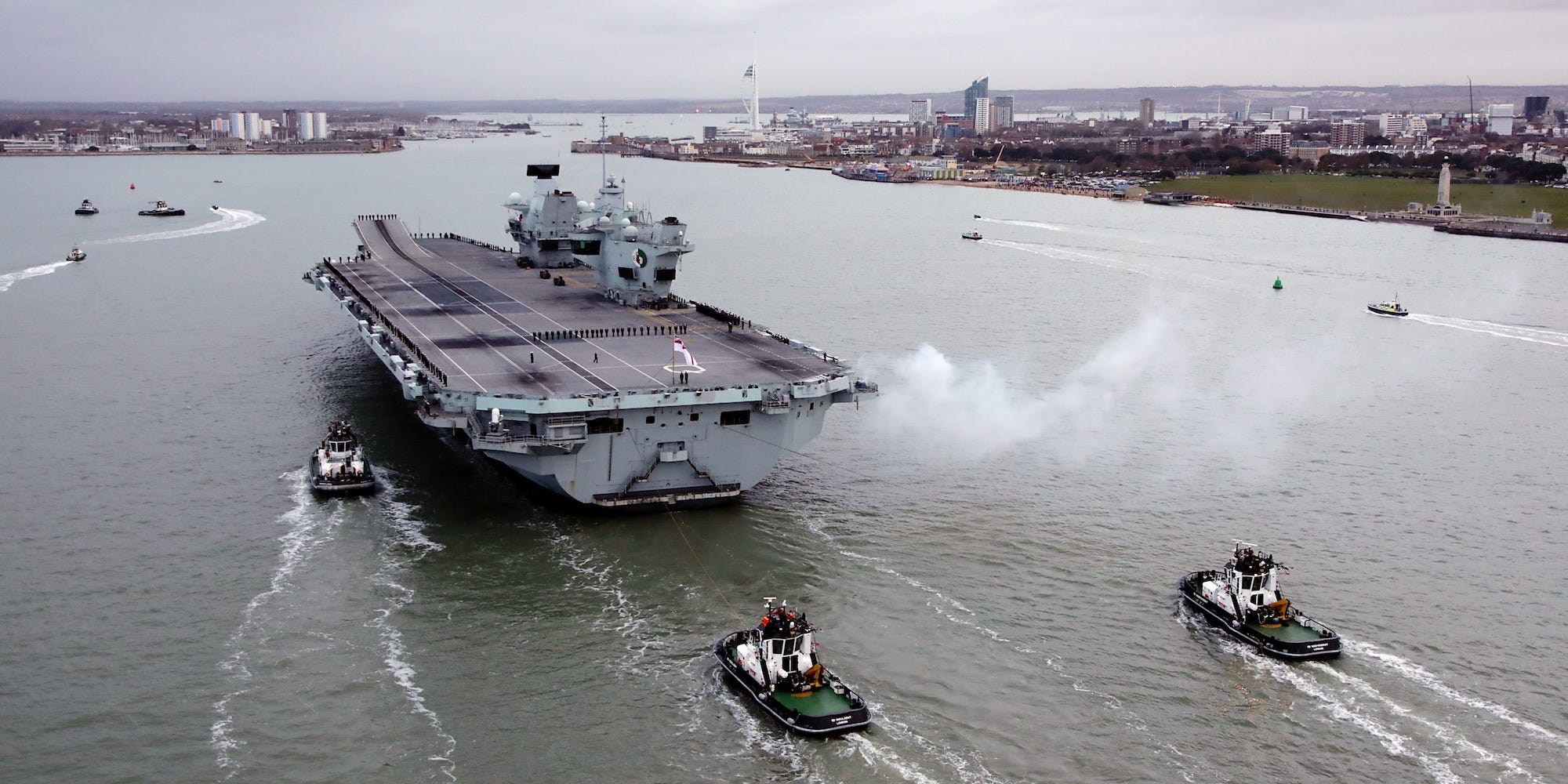 HMS Queen Elizabeth returns to Portsmouth