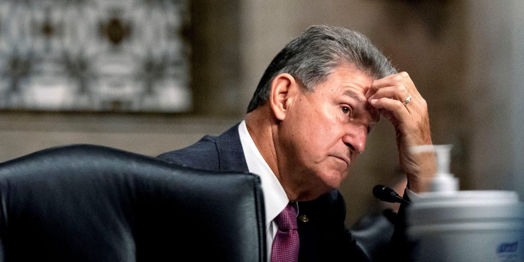 Senator Joe Manchin torpedeert Bidens miljardenplan 'Build Back Better'.