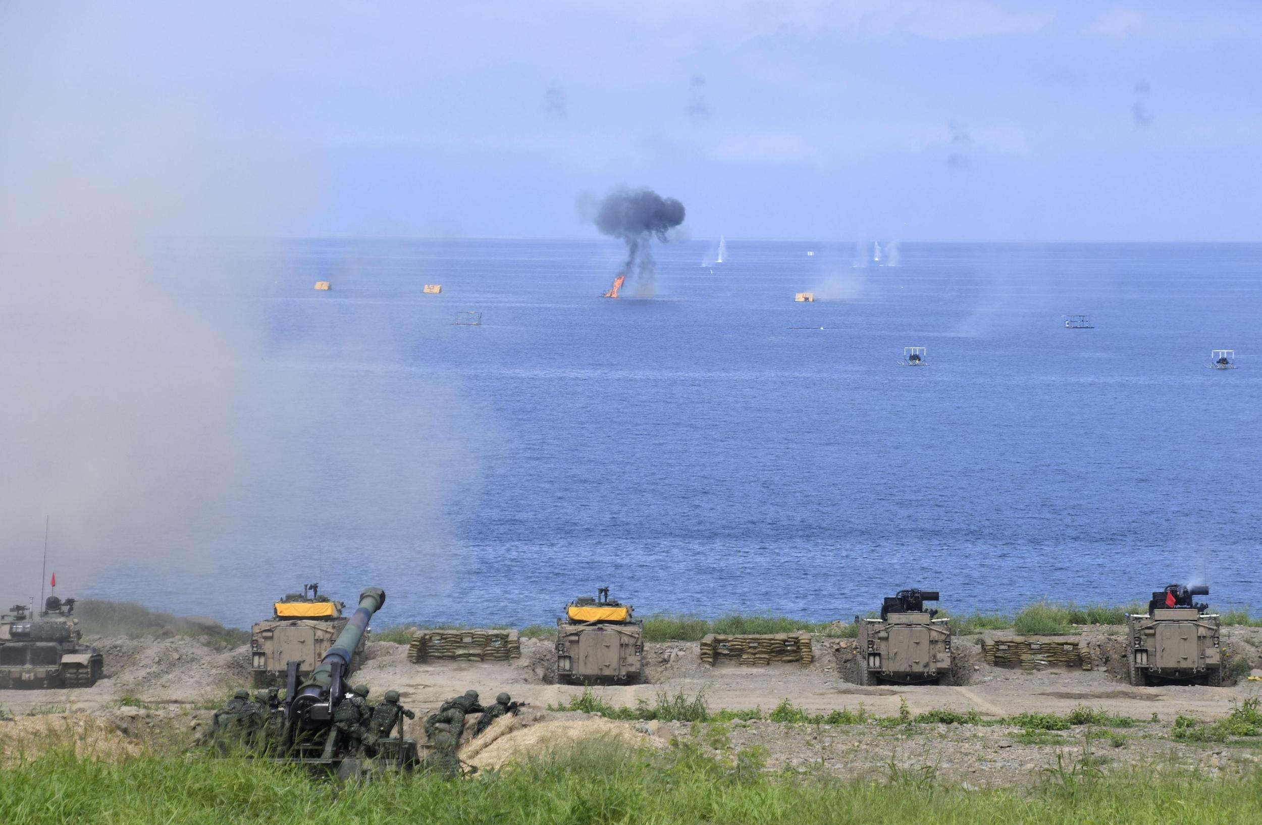 Taiwan China amphibious landing military exercise