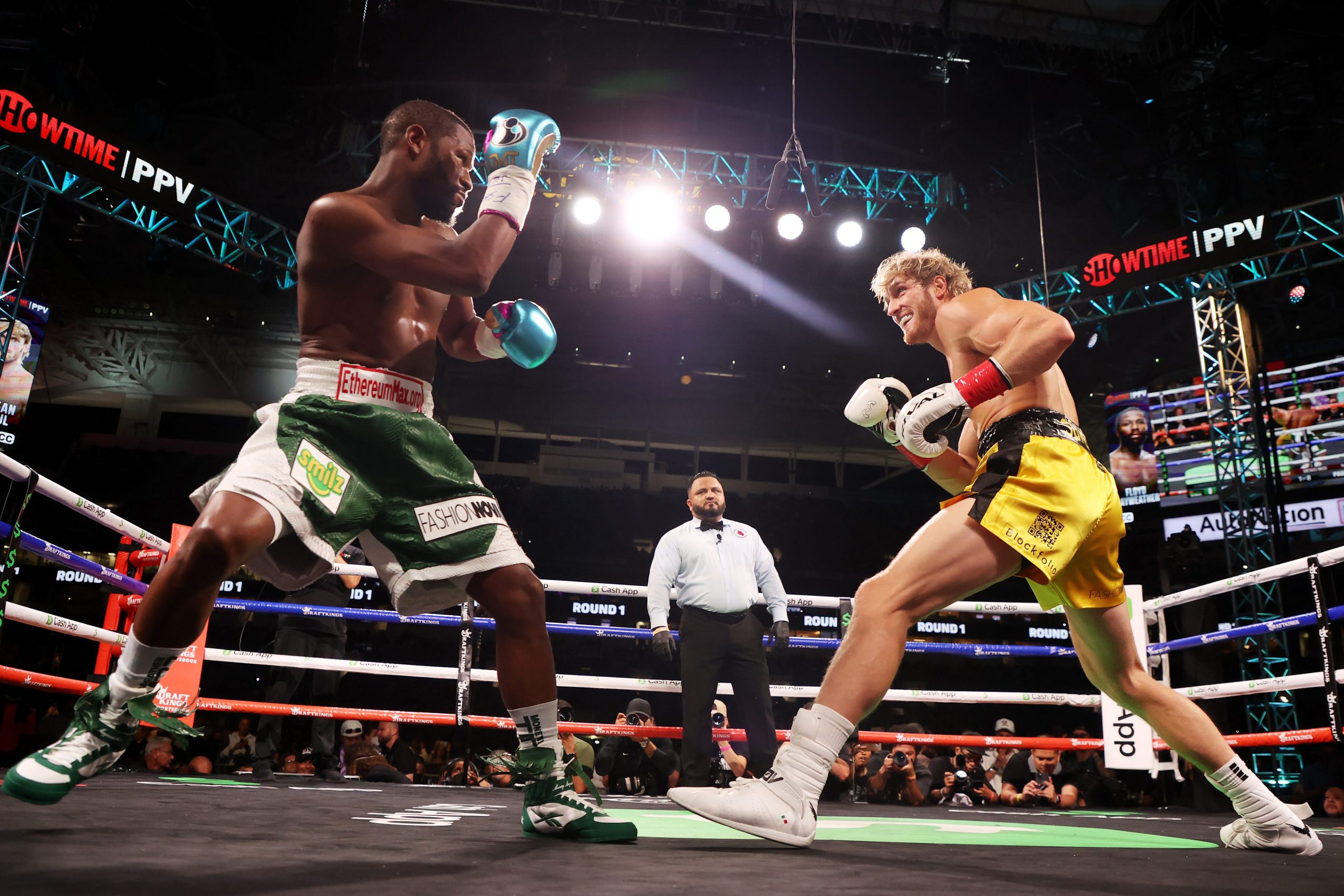 Mayweather versus Logan Paul.