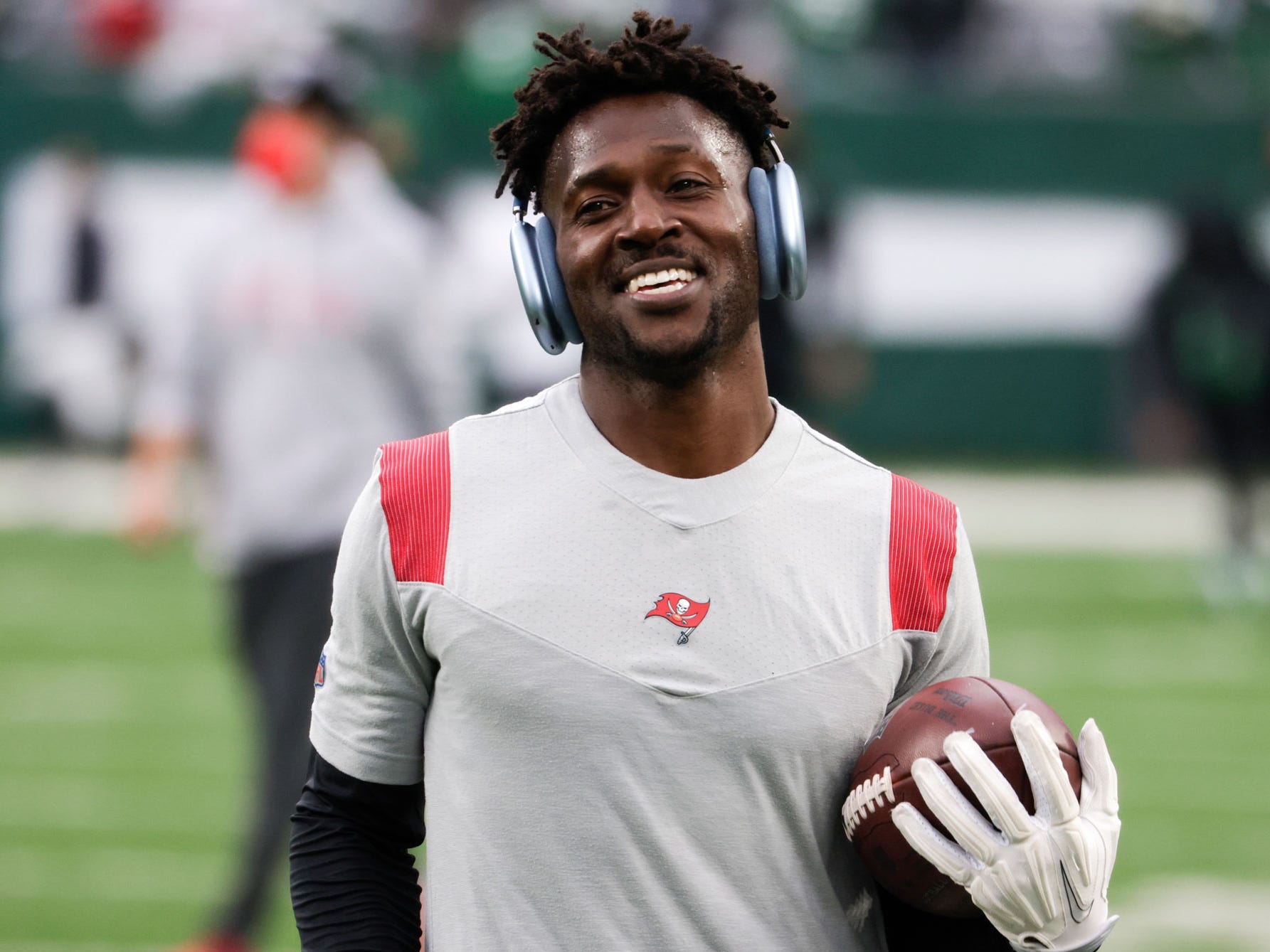 Antonio Brown of the Tampa Bay Buccaneers warms up before a game.