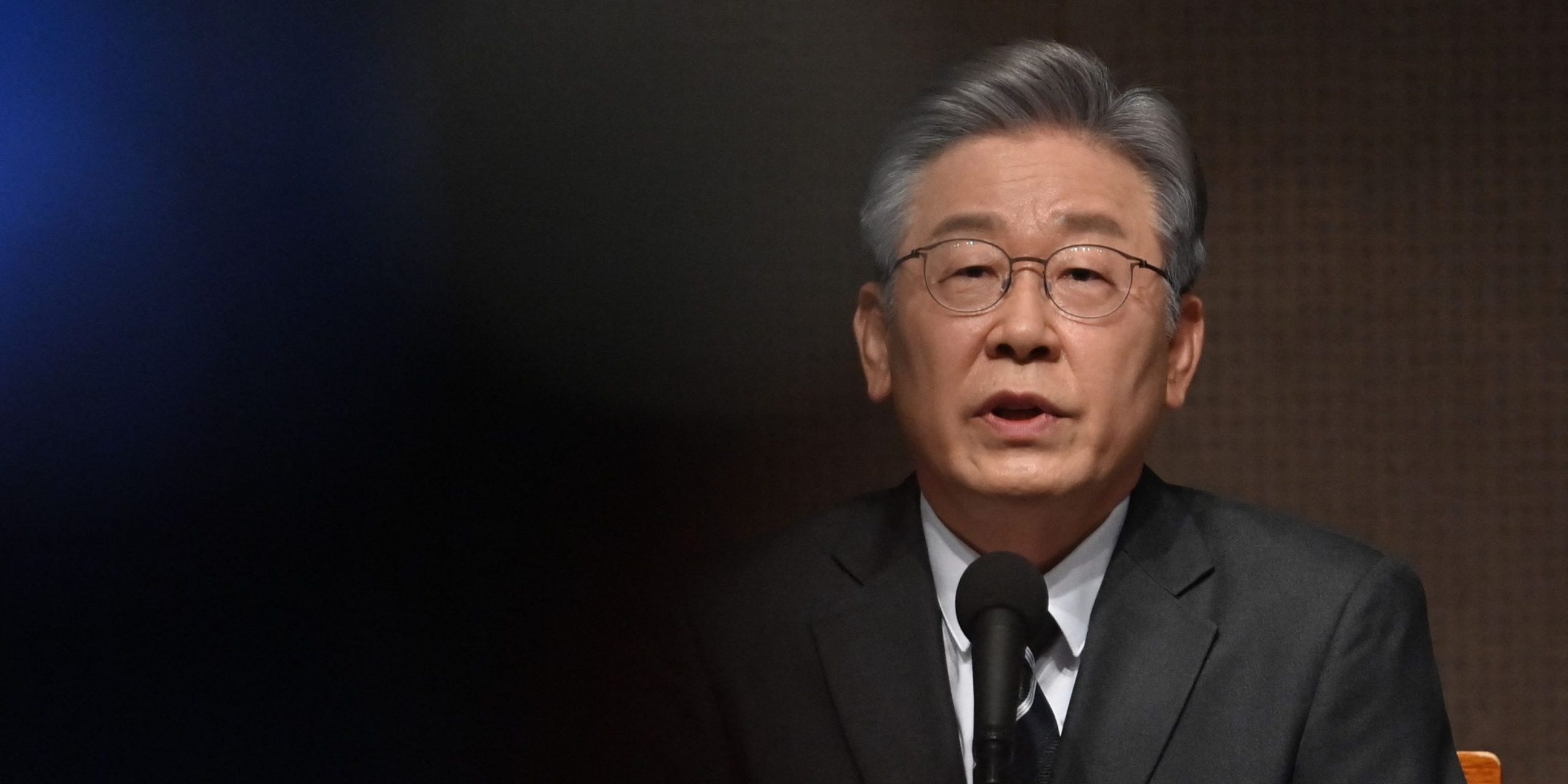 Ruling Democratic Party presidential candidate for the 2022 election Lee Jae-myung speaks during a press briefing in Seoul on November 10, 2021.