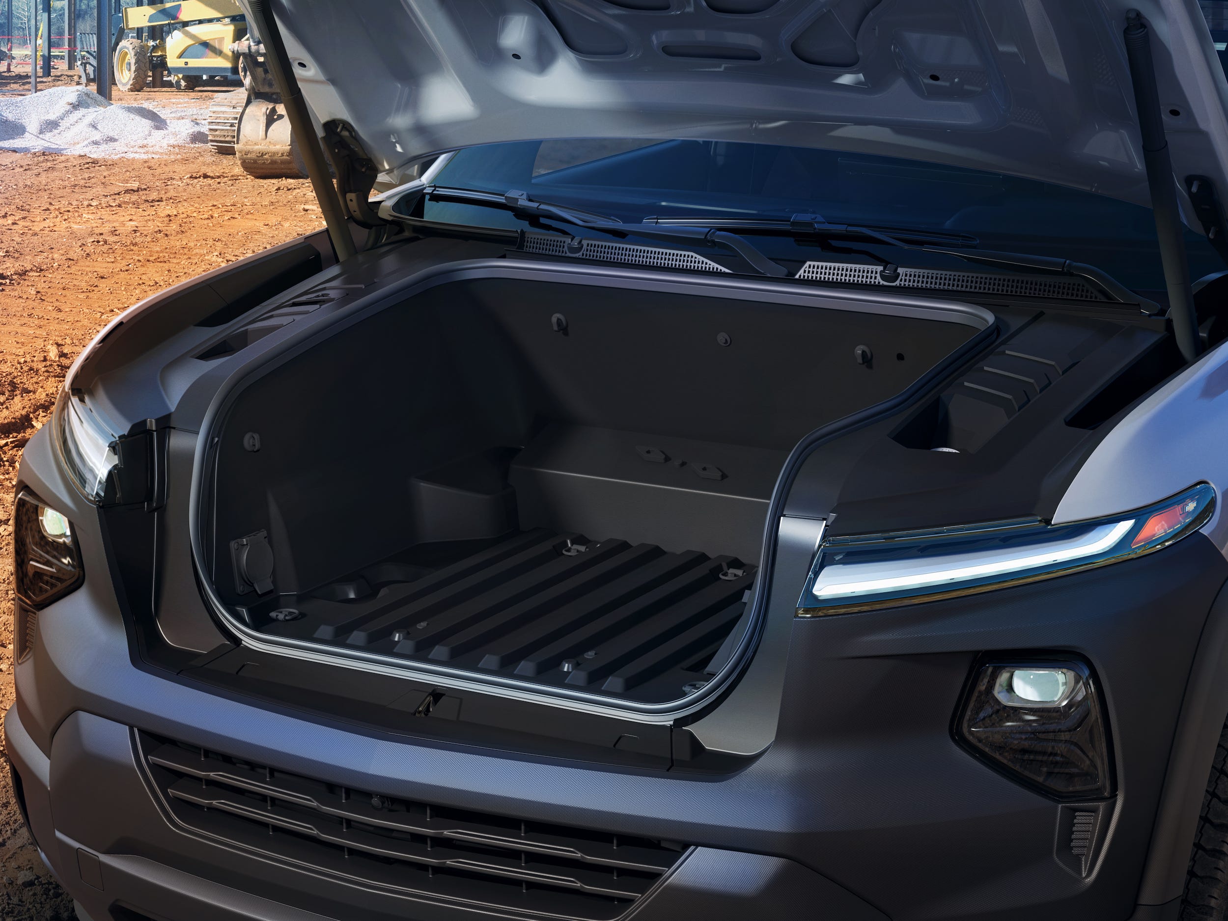 EMBARGO 1/5 DNP: 2024 Chevrolet Silverado EV