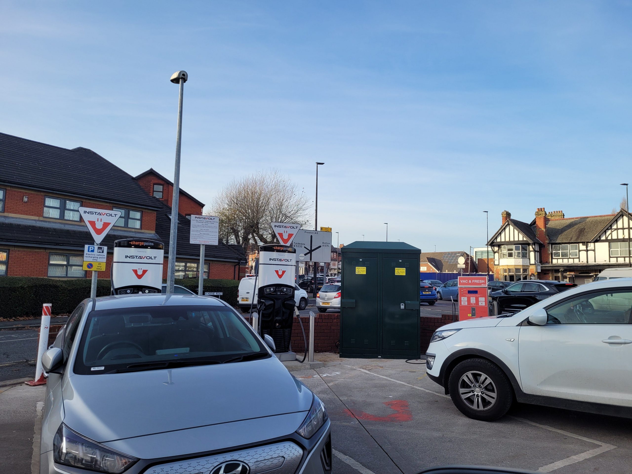 Issues with a charging station on EV road trip