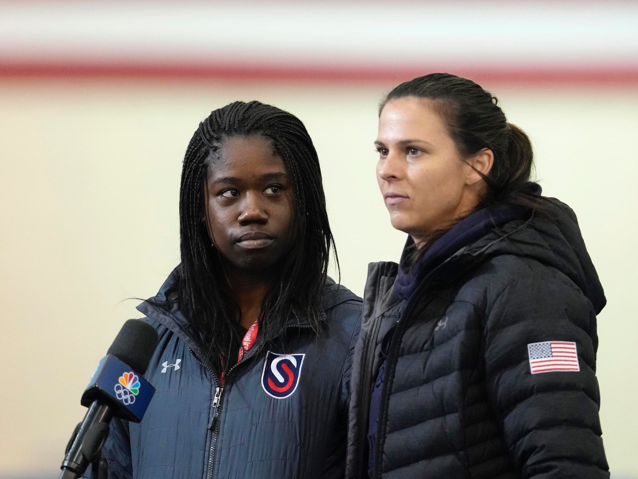 Erin Jackson (left) and Brittany Bowe.