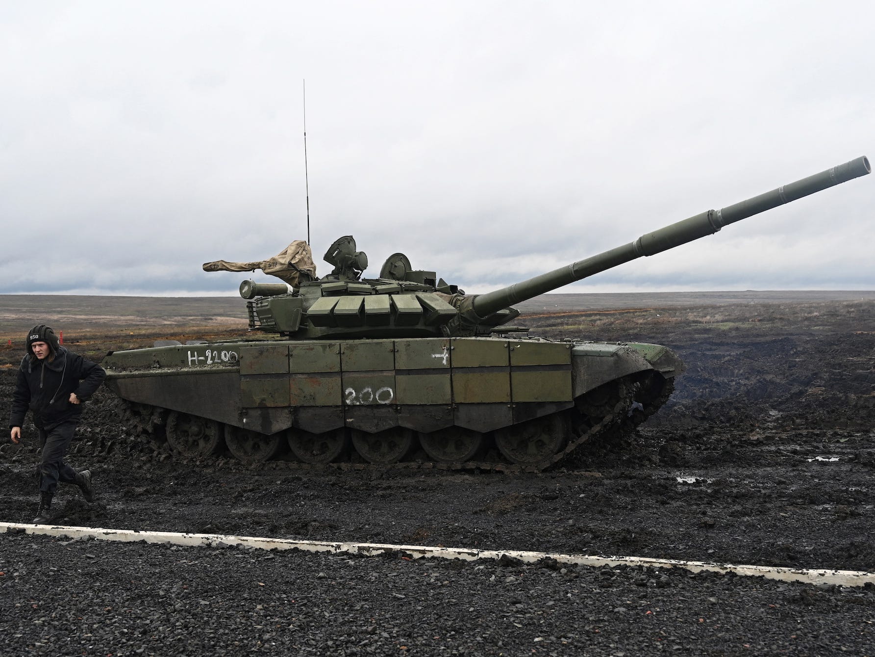 A Russian tank and Russian soldier