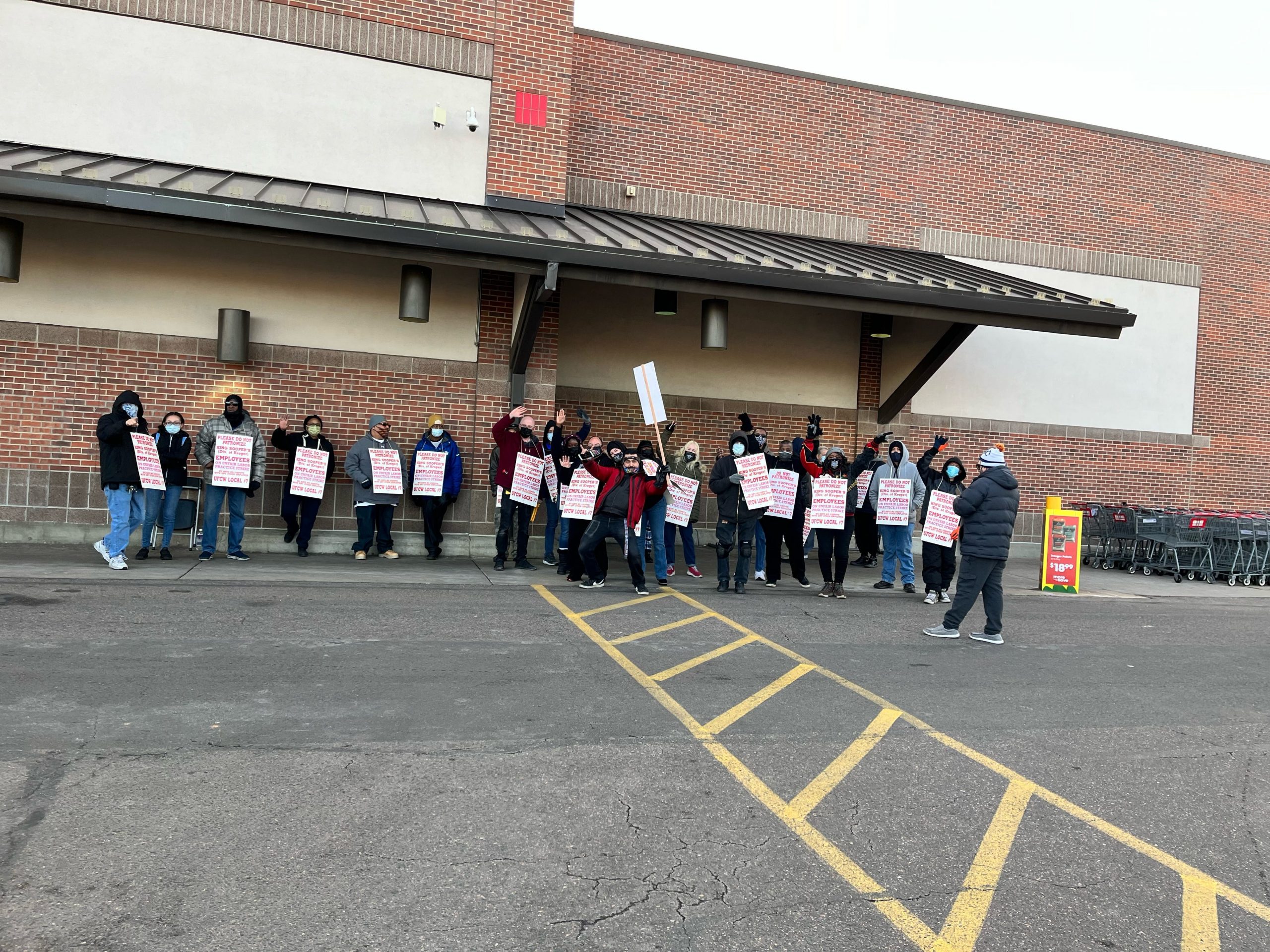 king soopers workers on strike