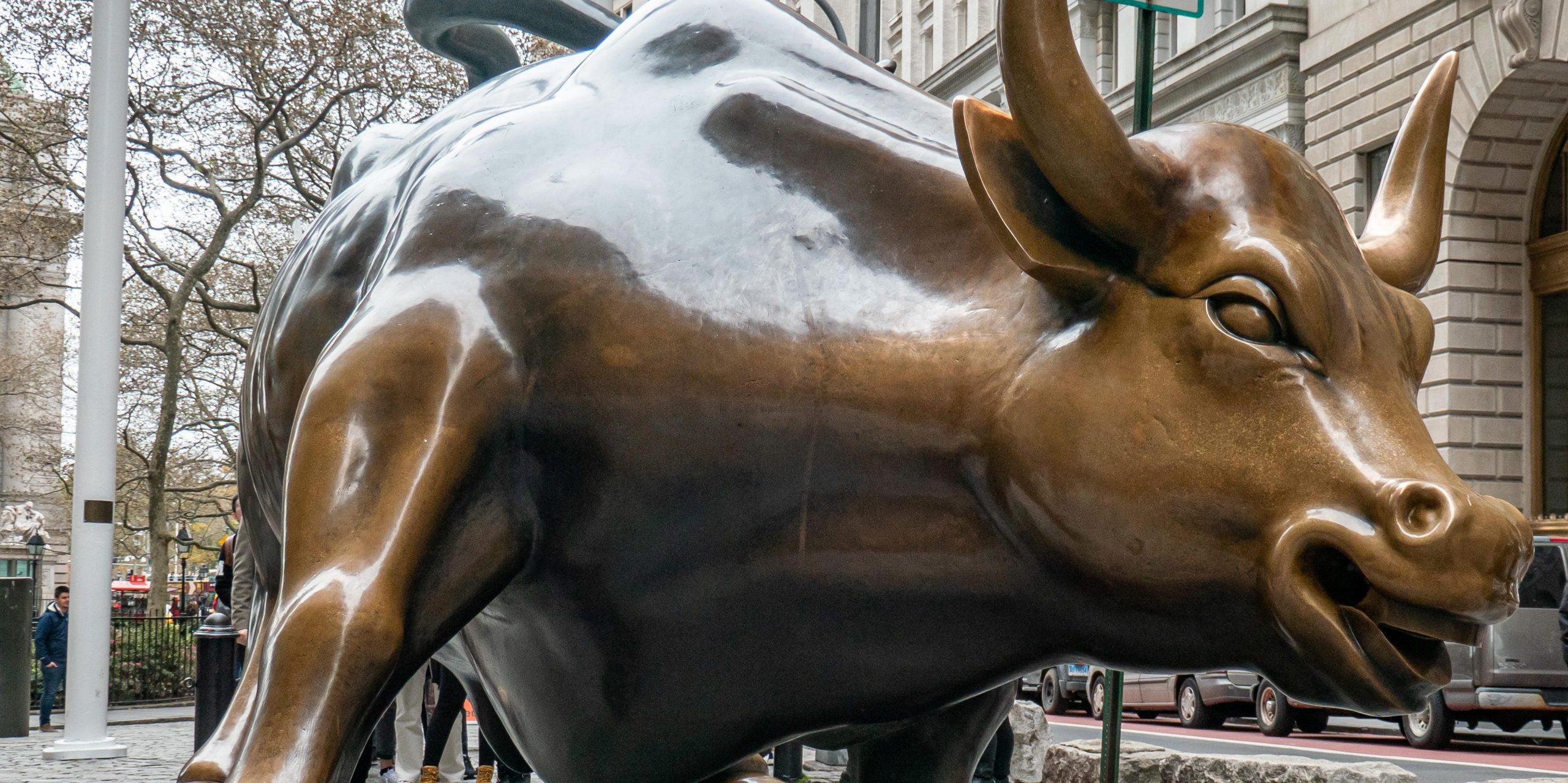 Wall Street Bull statue