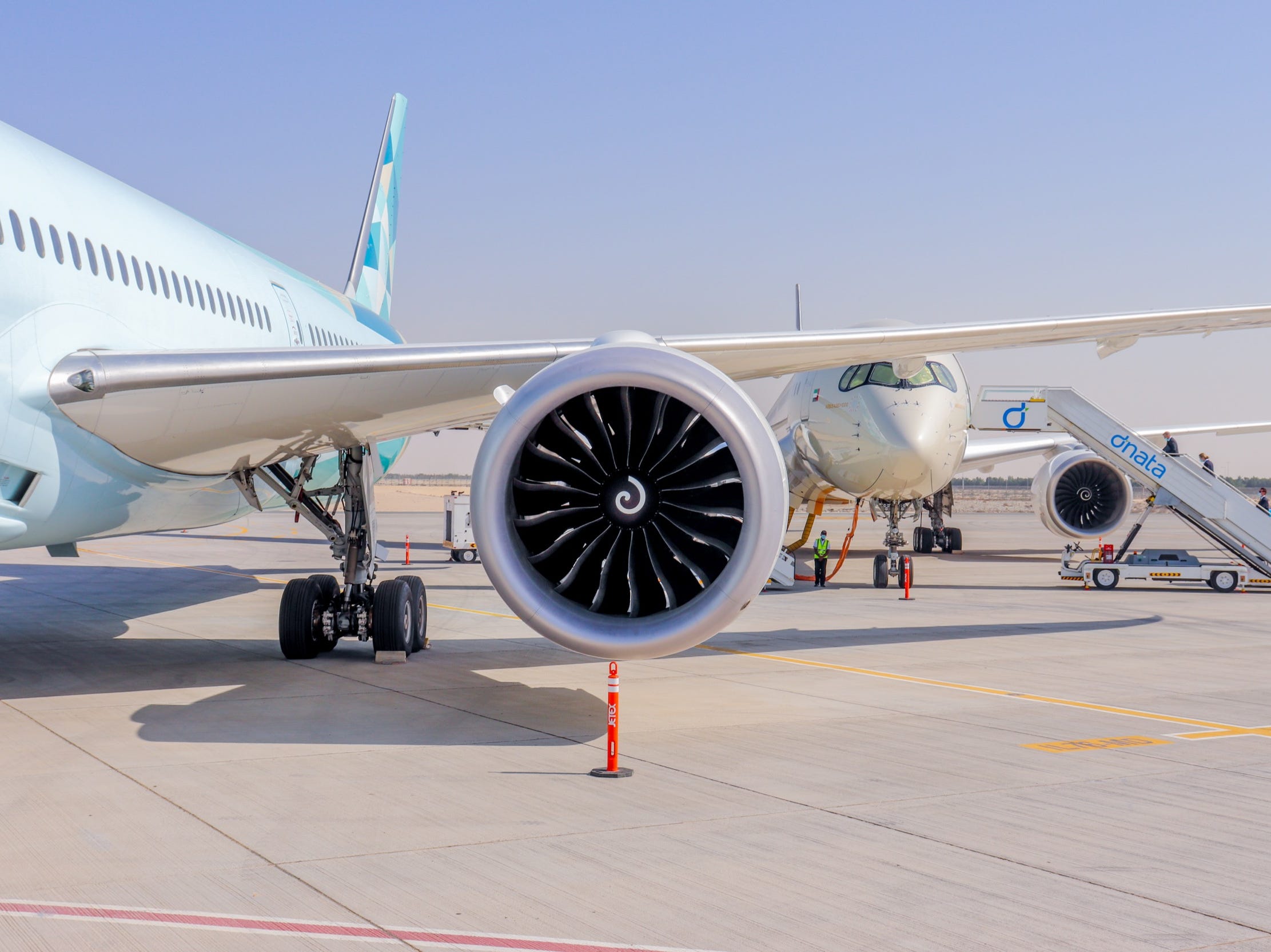 Etihad Airways Boeing 787-10 Dreamliner "Greenliner" &mdash; Dubai Airshow 2021