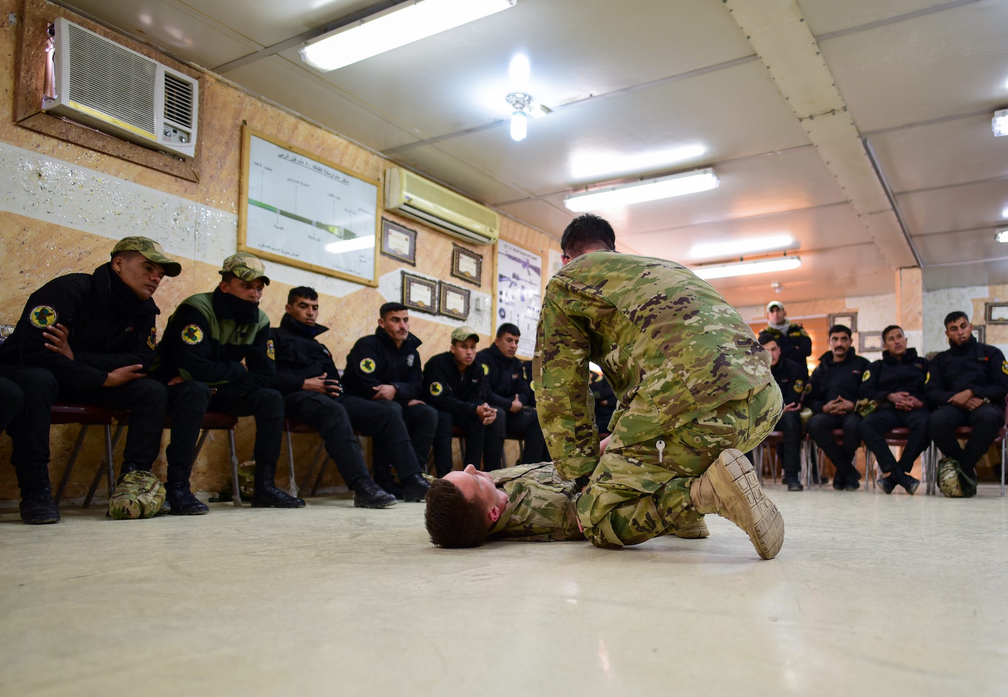 US Army medics Iraqi Counter-Terrorism Service