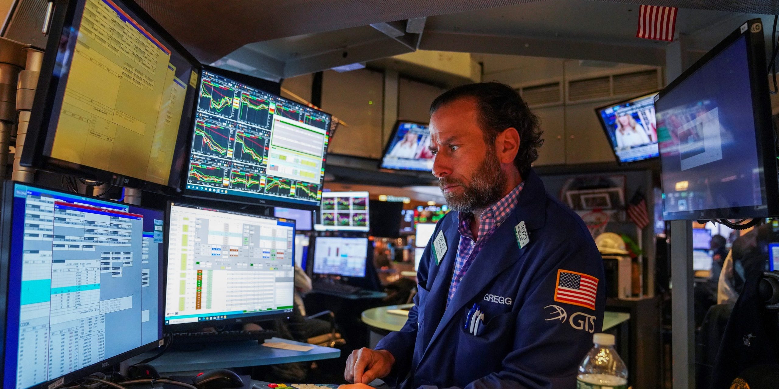 Traders work at the trading floor in the New York Stock Exchange in New York, the United States, Aug. 19, 2021.