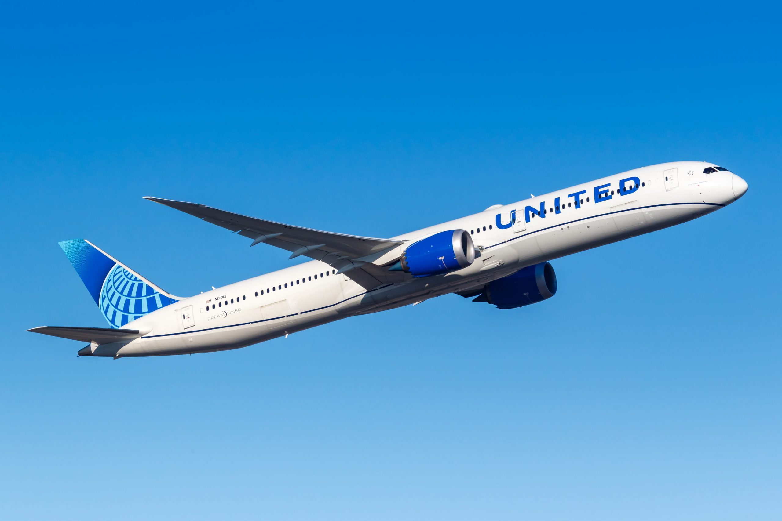 United Airlines Boeing 787-10 Dreamliner