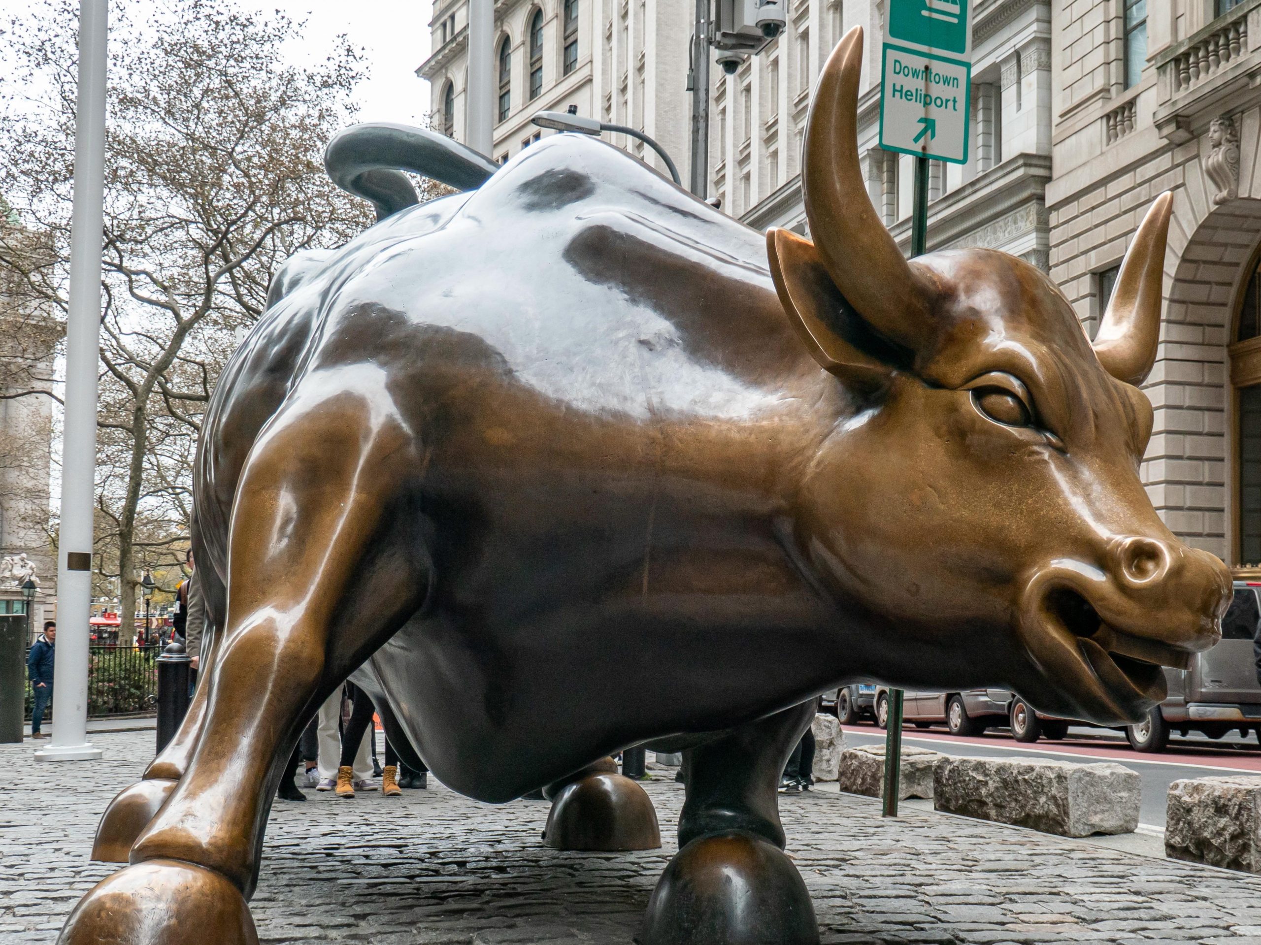 Wall Street Bull statue