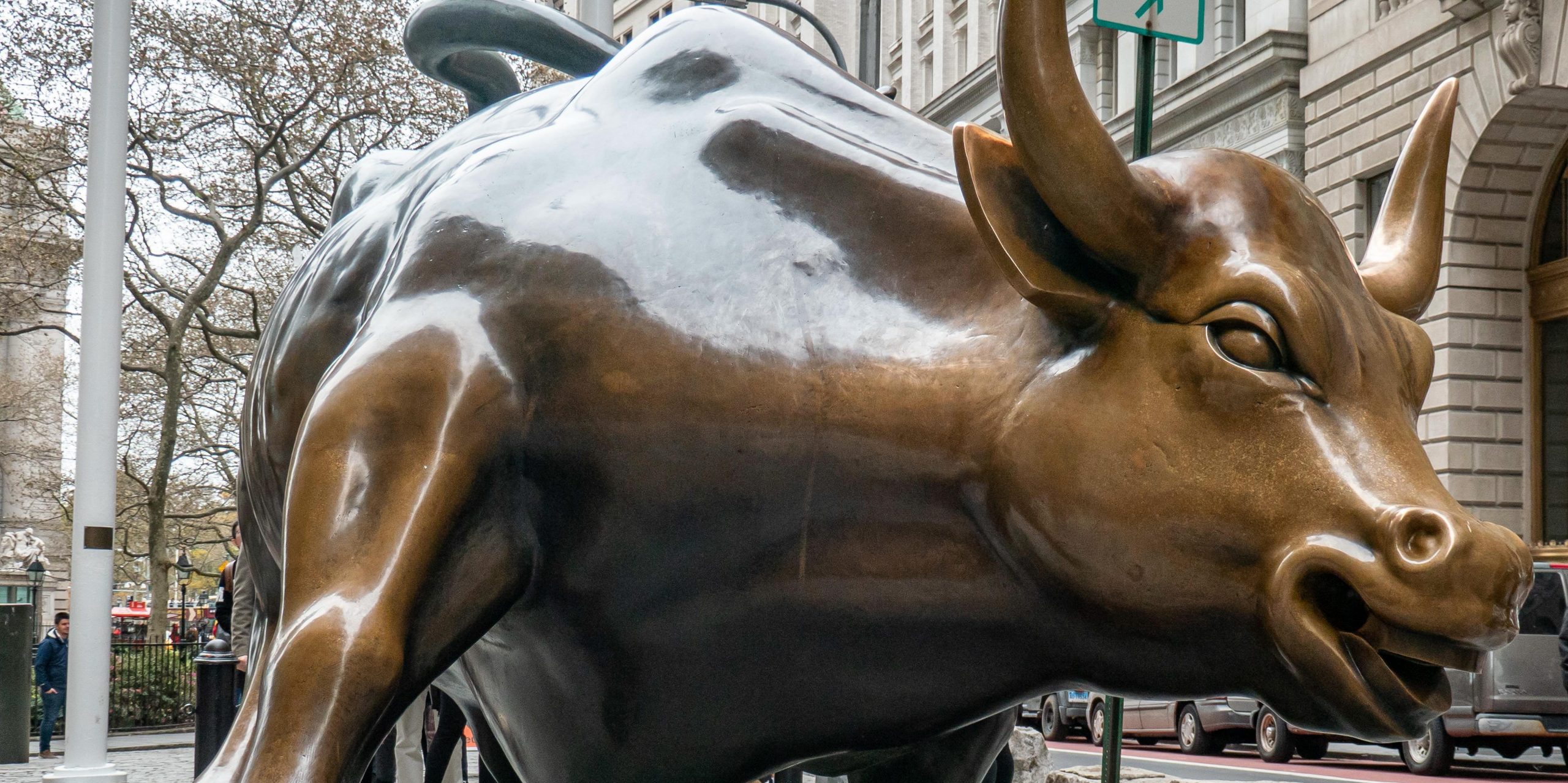 Wall Street Bull statue