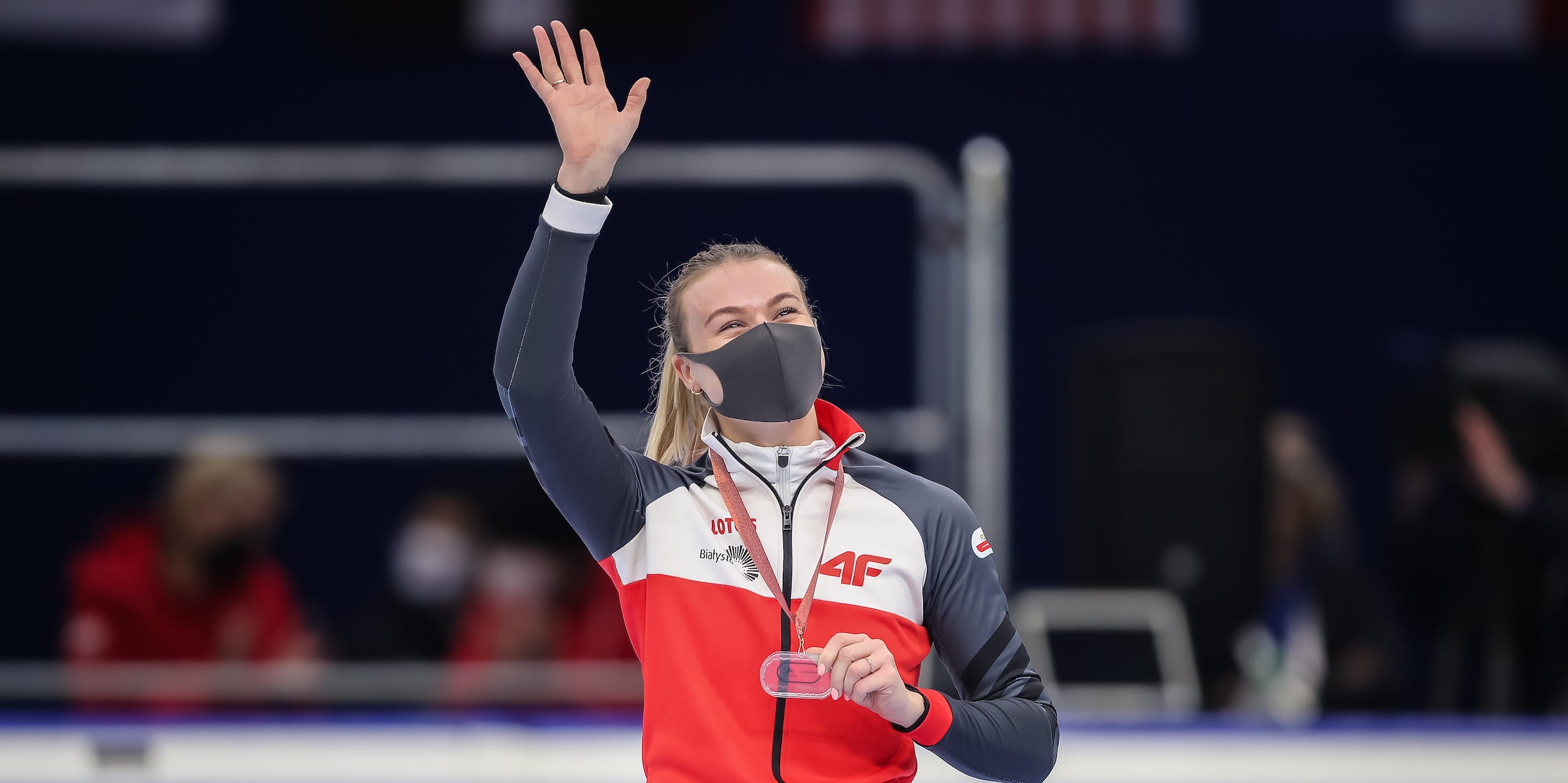 Natalia Maliszewska of Poland celebrates winning bronze at a World Cup event in Hungary in November 2021.