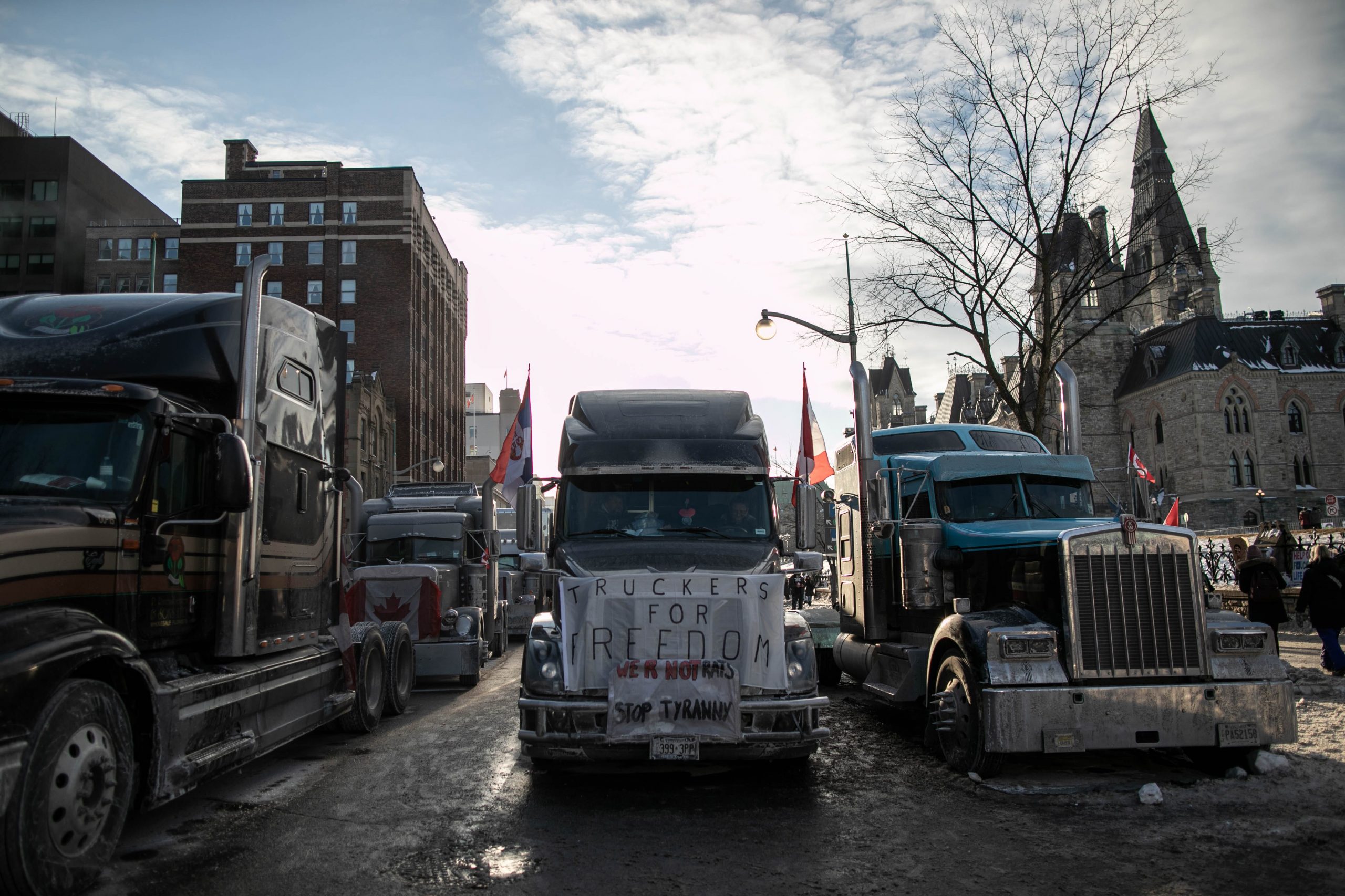 Three trucks block roads in central Ottawa