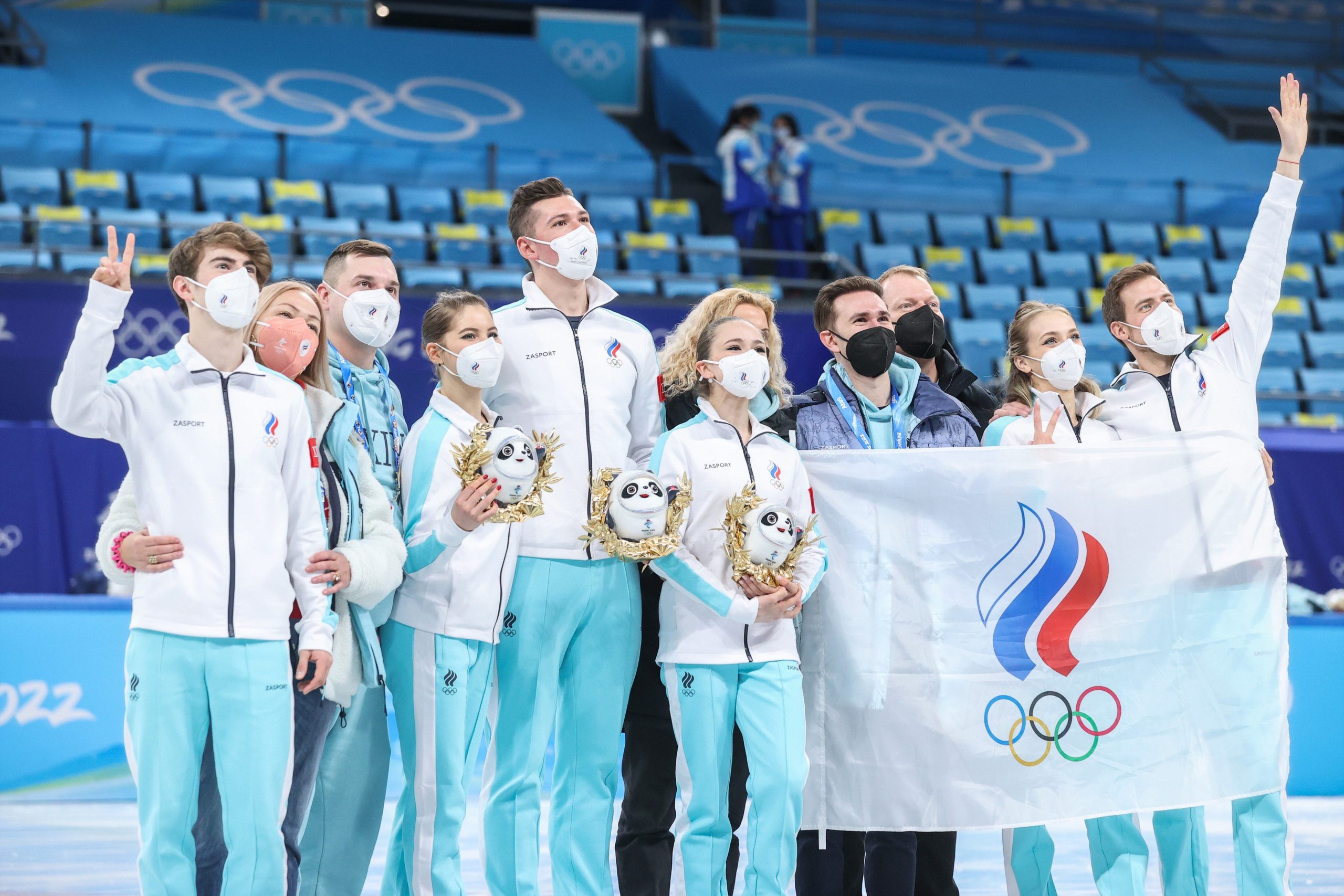 ROC Figure Skating Team Gold