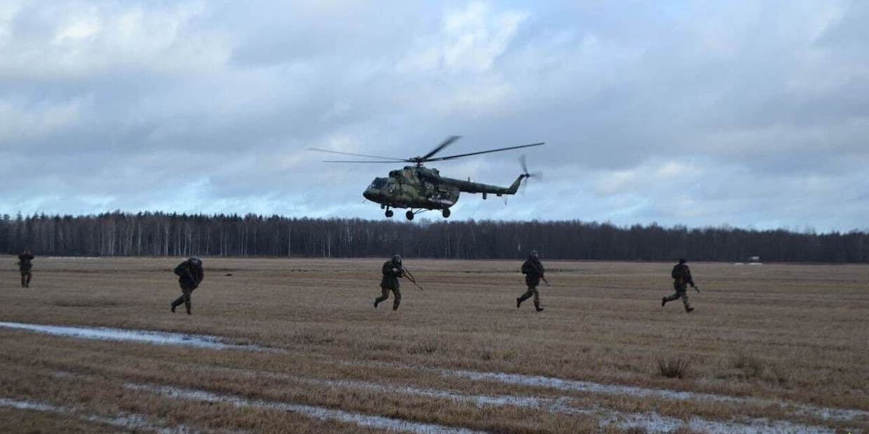 Russia Belarus troops military exercise drill
