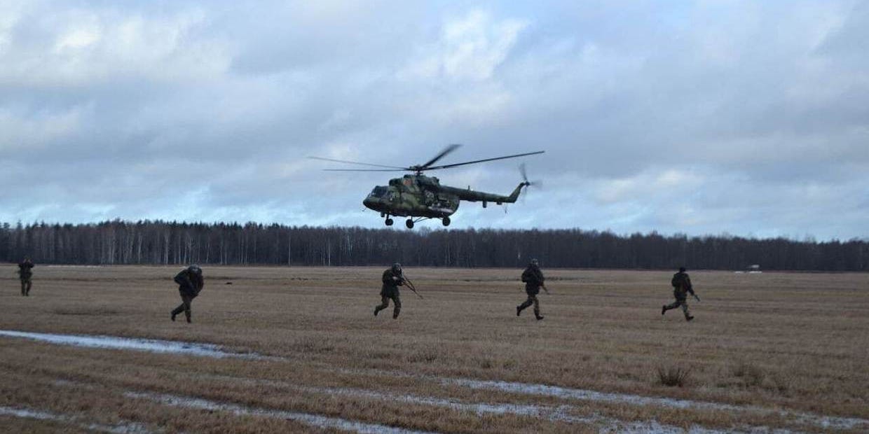 Russia Belarus troops military exercise drill