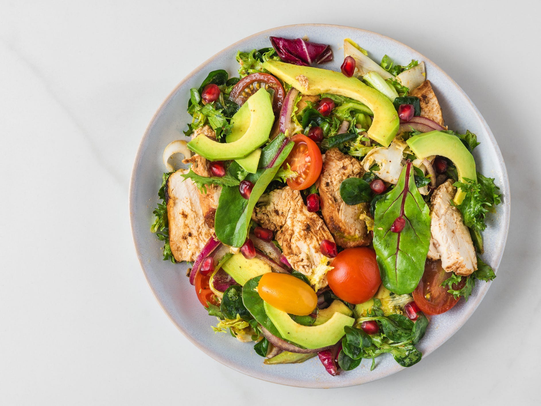 salad with chicken avocado and tomatoes