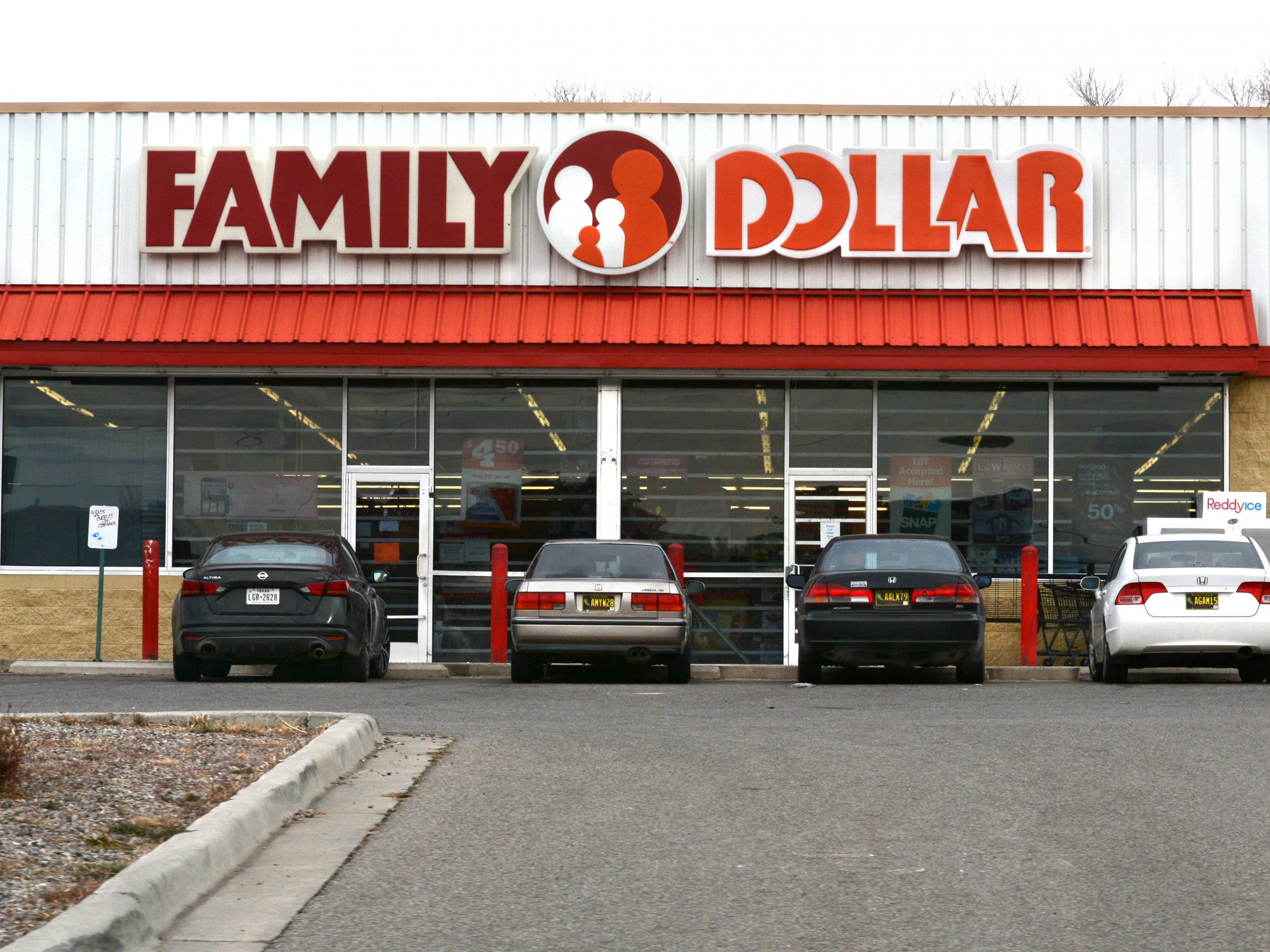 The front of a Family Dollar store in New Mexico.