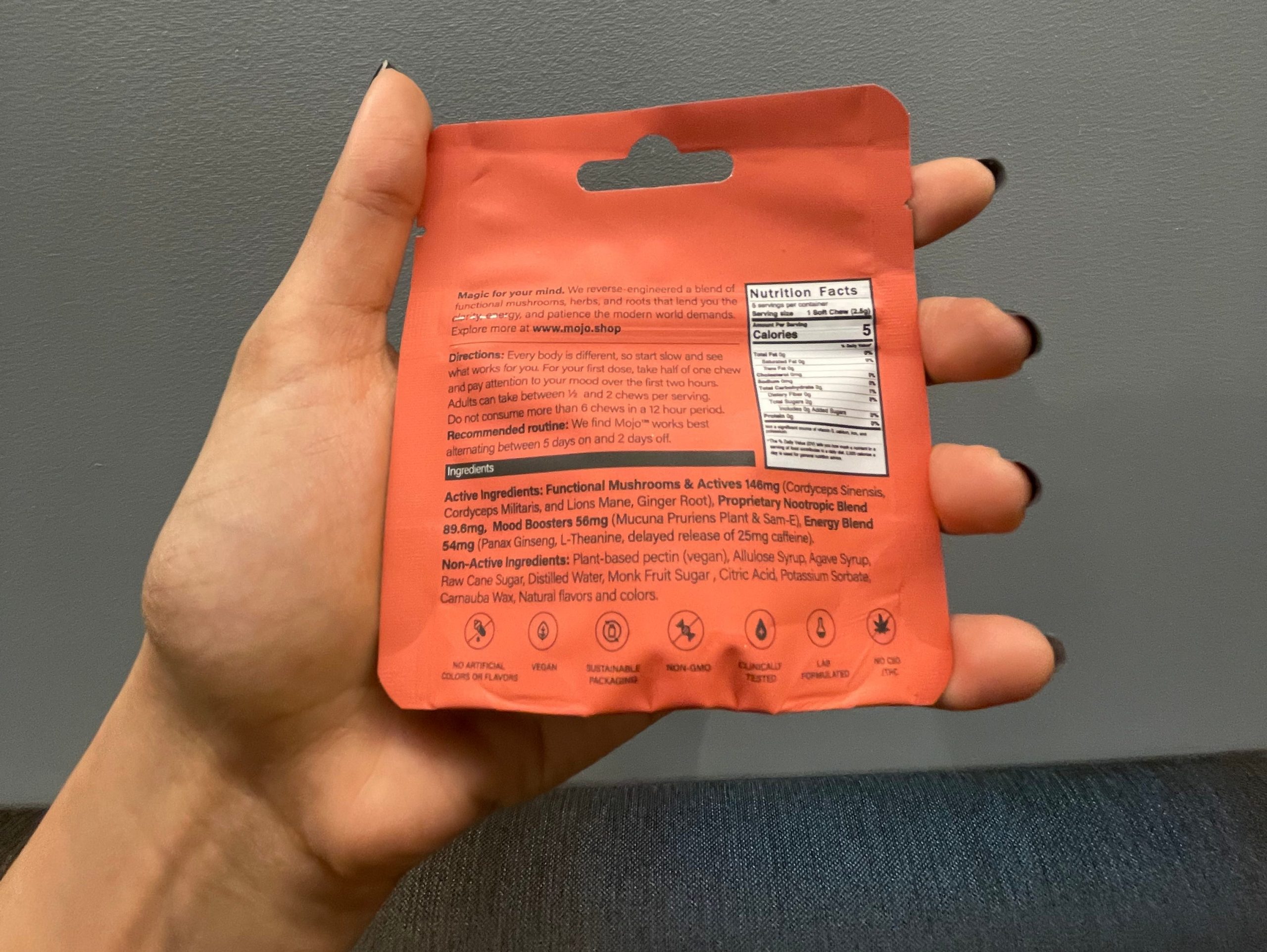 Mojo functional mushroom gummy packaging