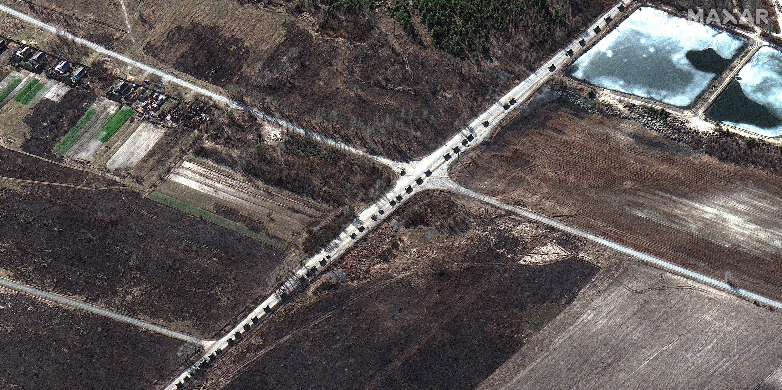 Photos of 40-mile long Russian military convoy