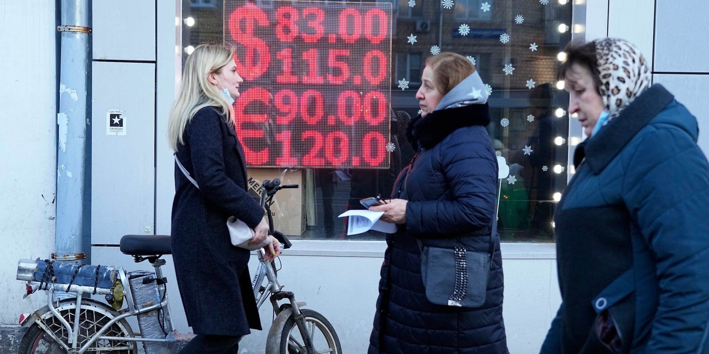 Russia Moscow exchange rate sanctions