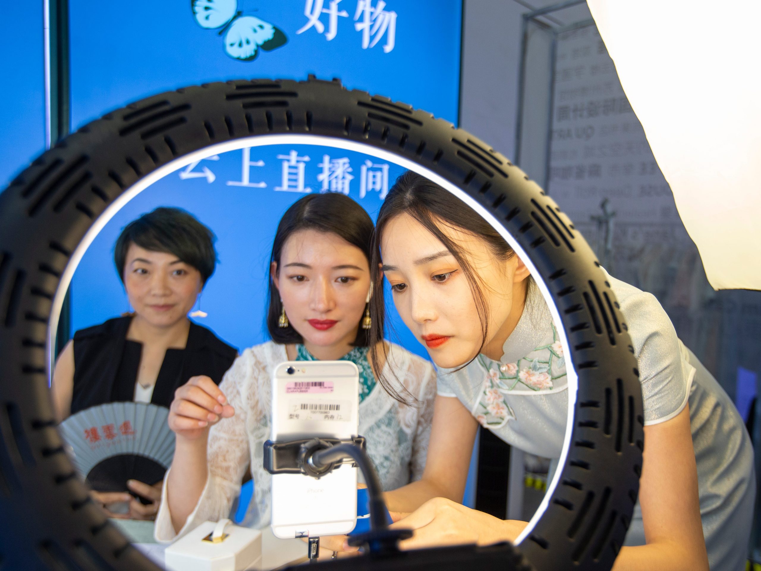 Exhibitors of Suzhou Innovation Fair live broadcast their cultural and creative products through Xiaohongshu and TikTok platforms. Suzhou City, Jiangsu Province, China, August 1, 2020.