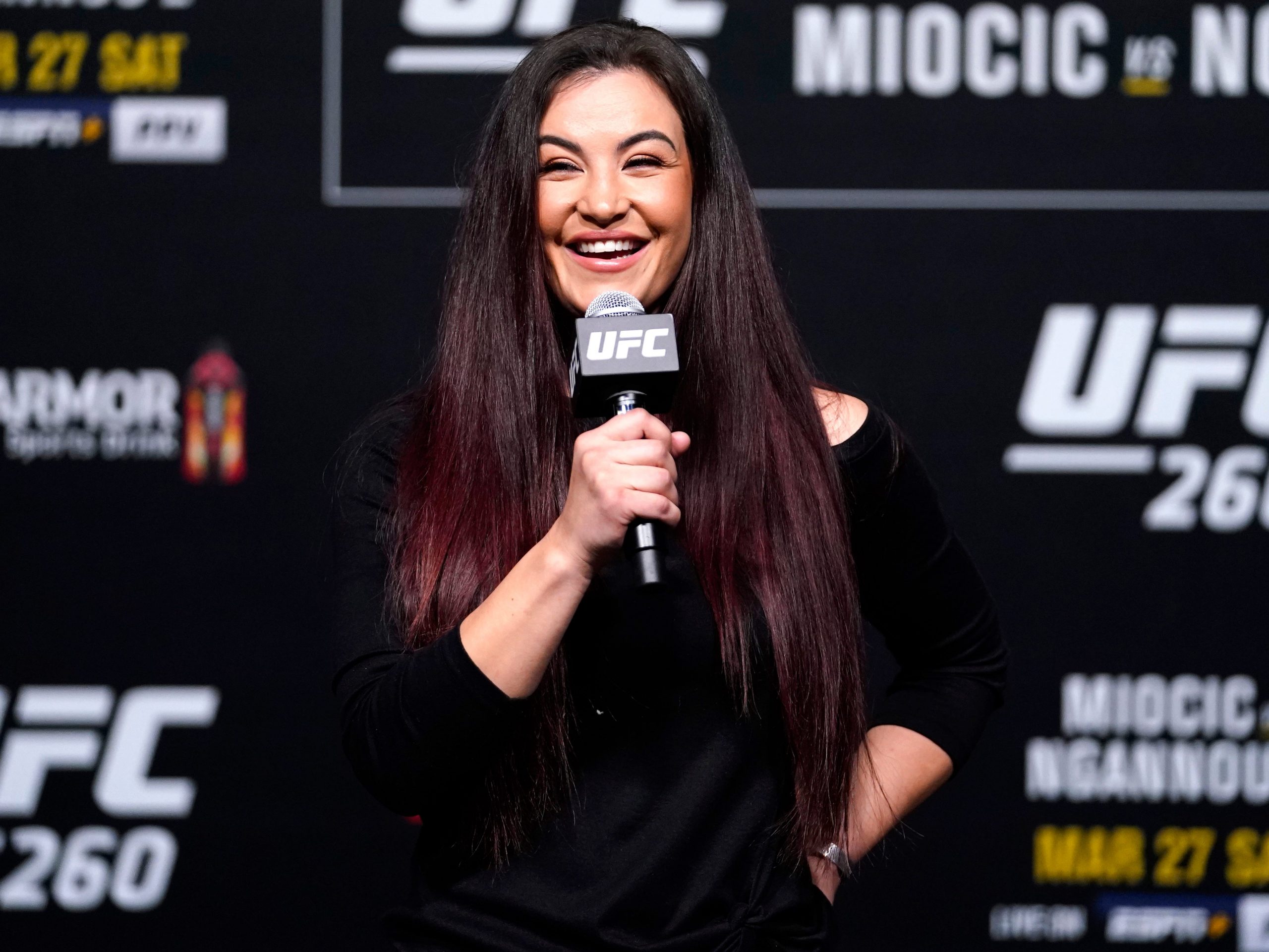 Miesha Tate smiling.