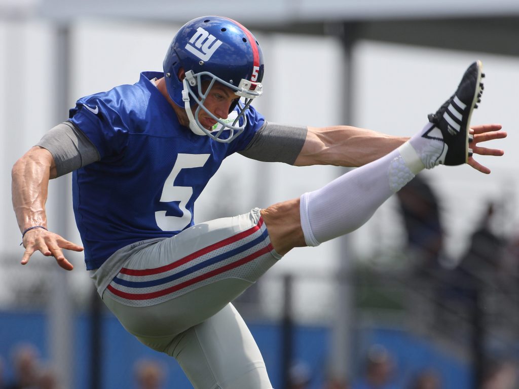 Giants Cut Weatherford, One of the Last of Their Super Bowl