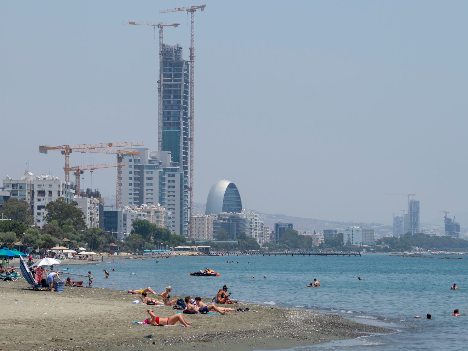 Skyline in Limassol op 13 juli, 2020.