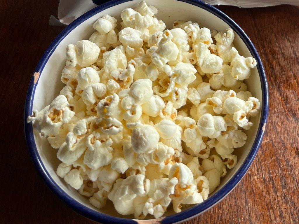 I'm A Chef. I Tried 3 Popular Types Of Bagged Popcorn To See Which Is ...