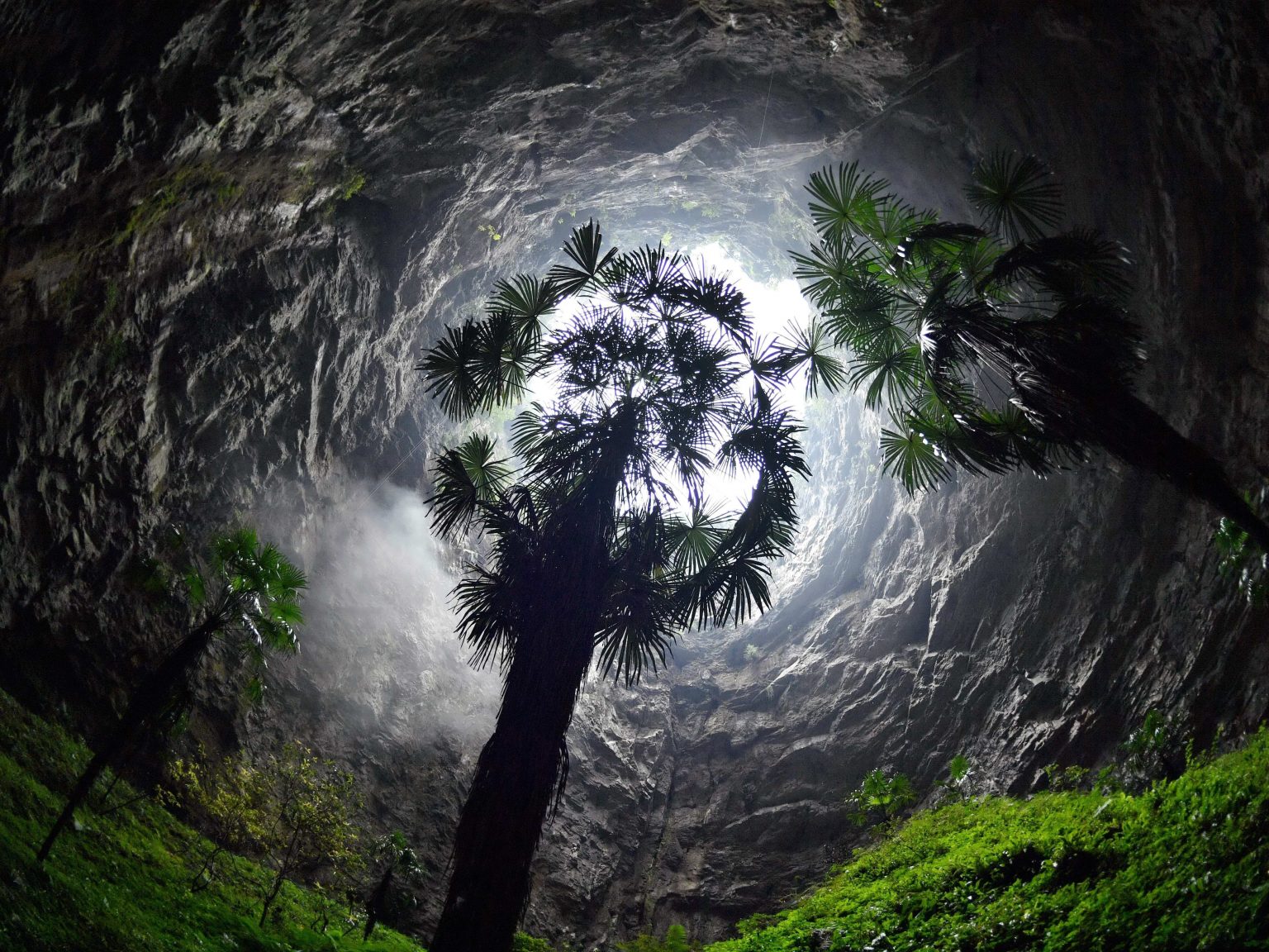 Chinese Cave Explorers Discovered A 630 Foot Deep Sinkhole Containing A   6285a7720fdb180018cc15a3 1536x1152 