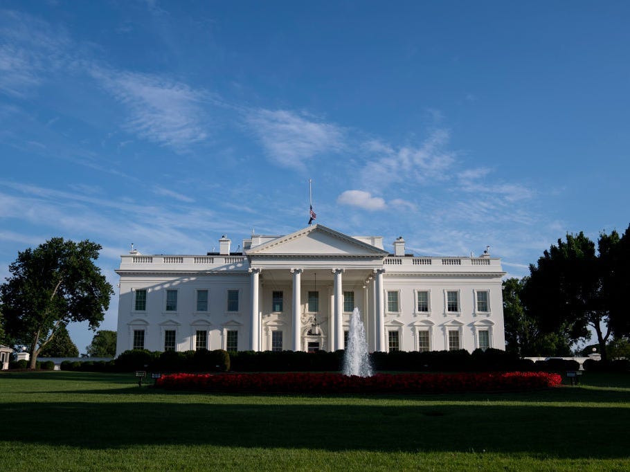 Het Witte Huis is te zien vanuit Lafayette Park op 10 juli 2022 in Washington, DC.
