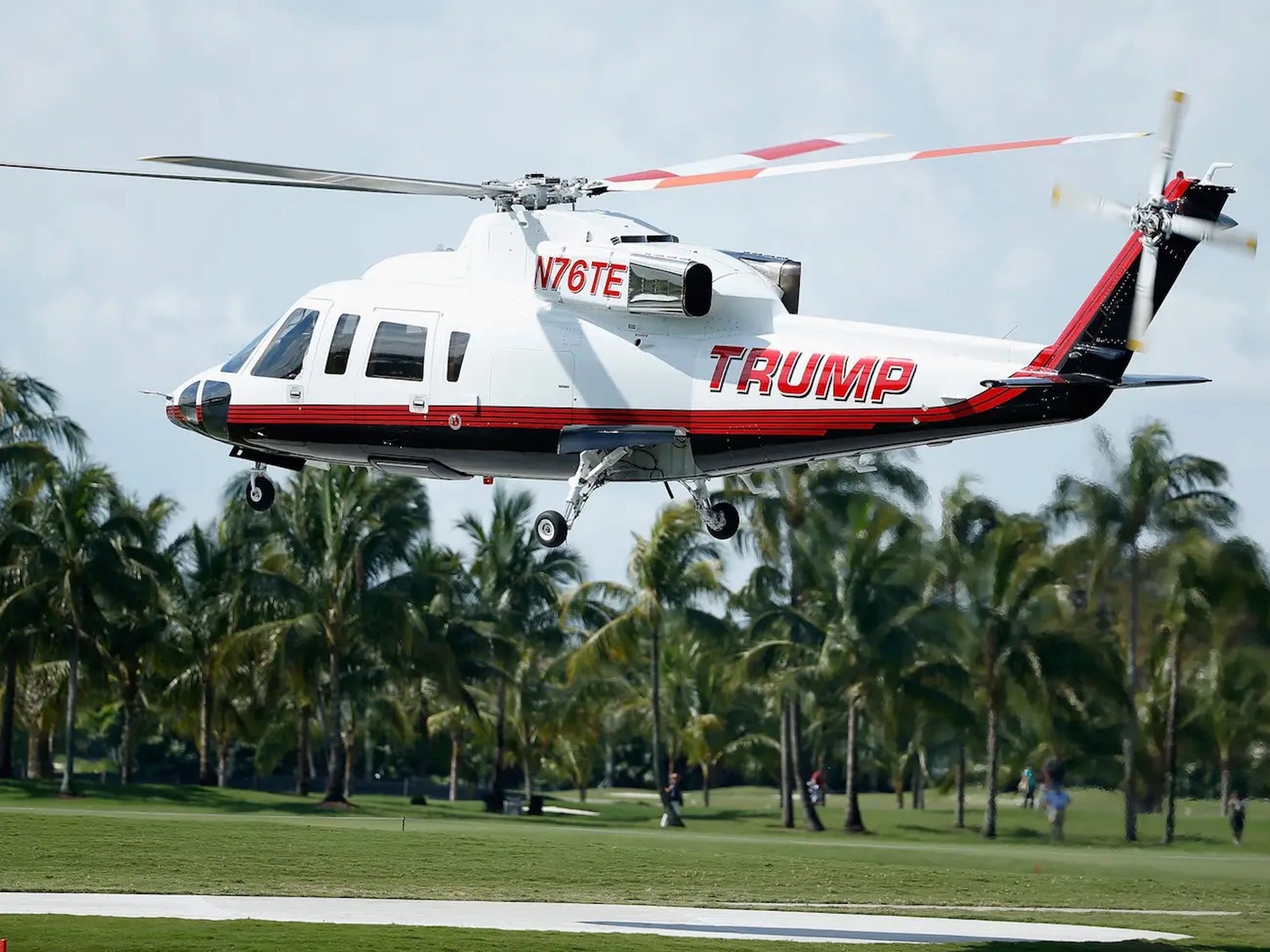 Trump's Sikorsky helicopter.