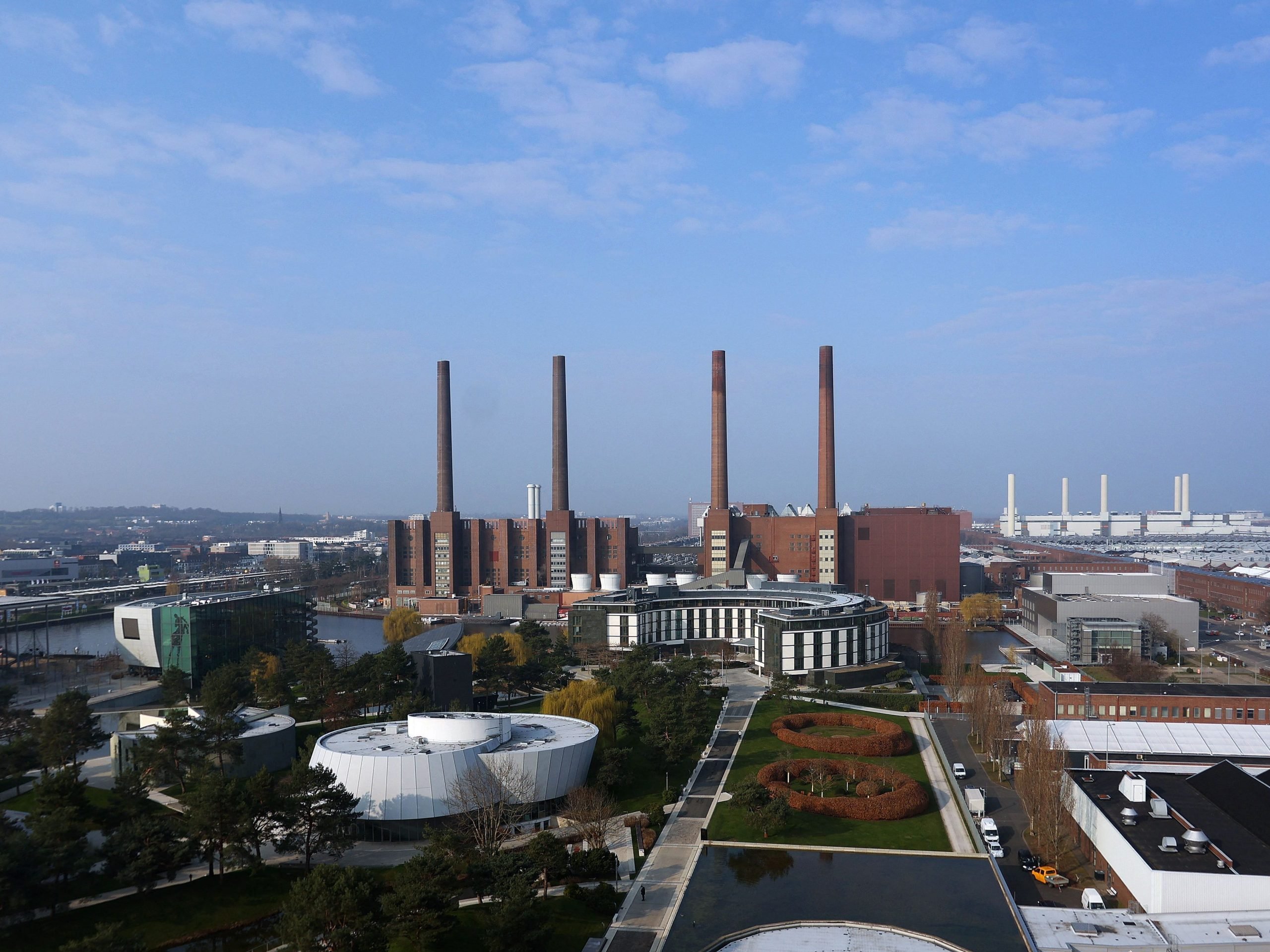 Het hoofdkantoor van Volkswagen in Wolfsburg, Noord-Duitsland, op 26 maart 2021.