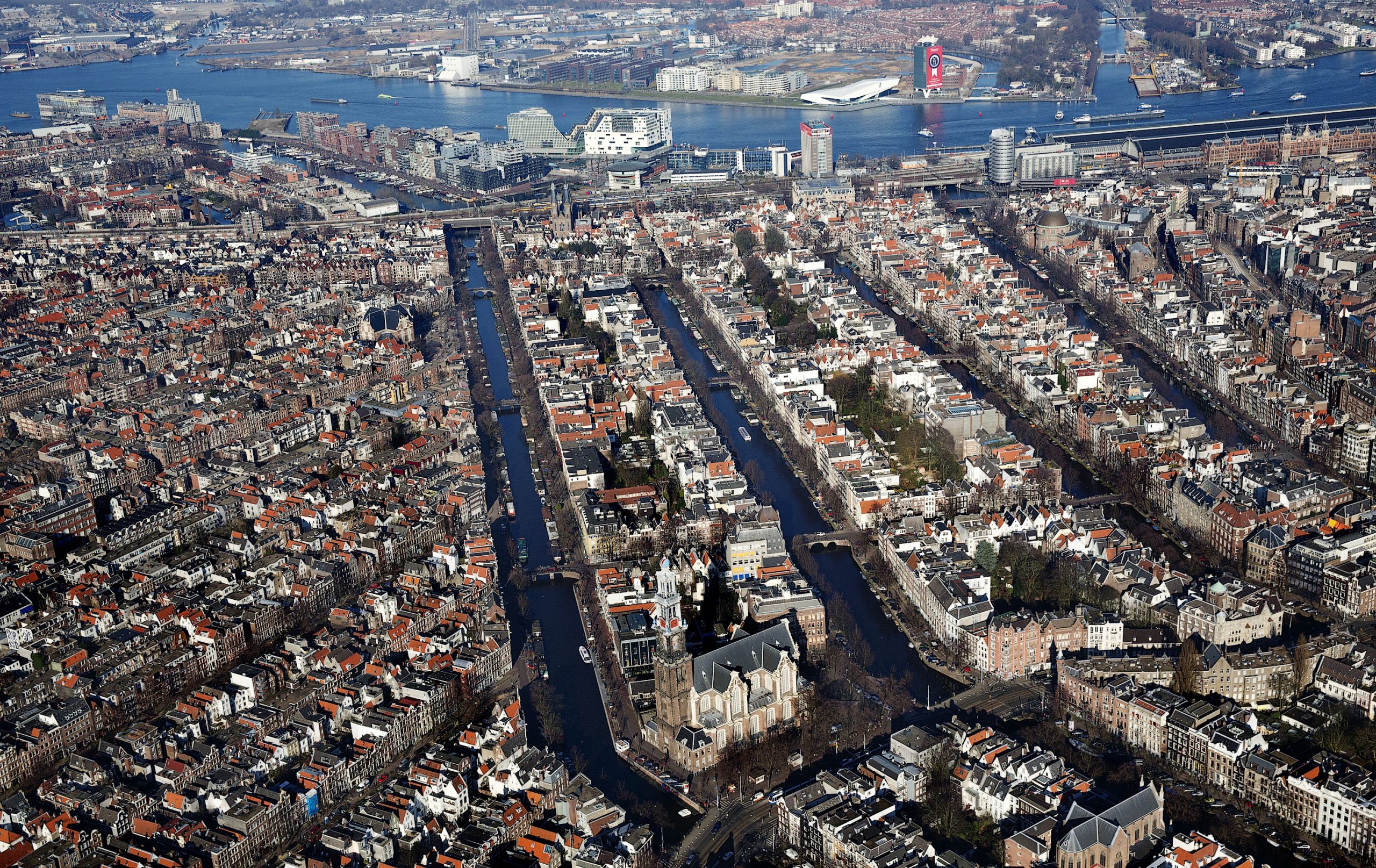Het centrum van Amsterdam vanuit de lucht. Foto: ANP/Jerry Lampen.