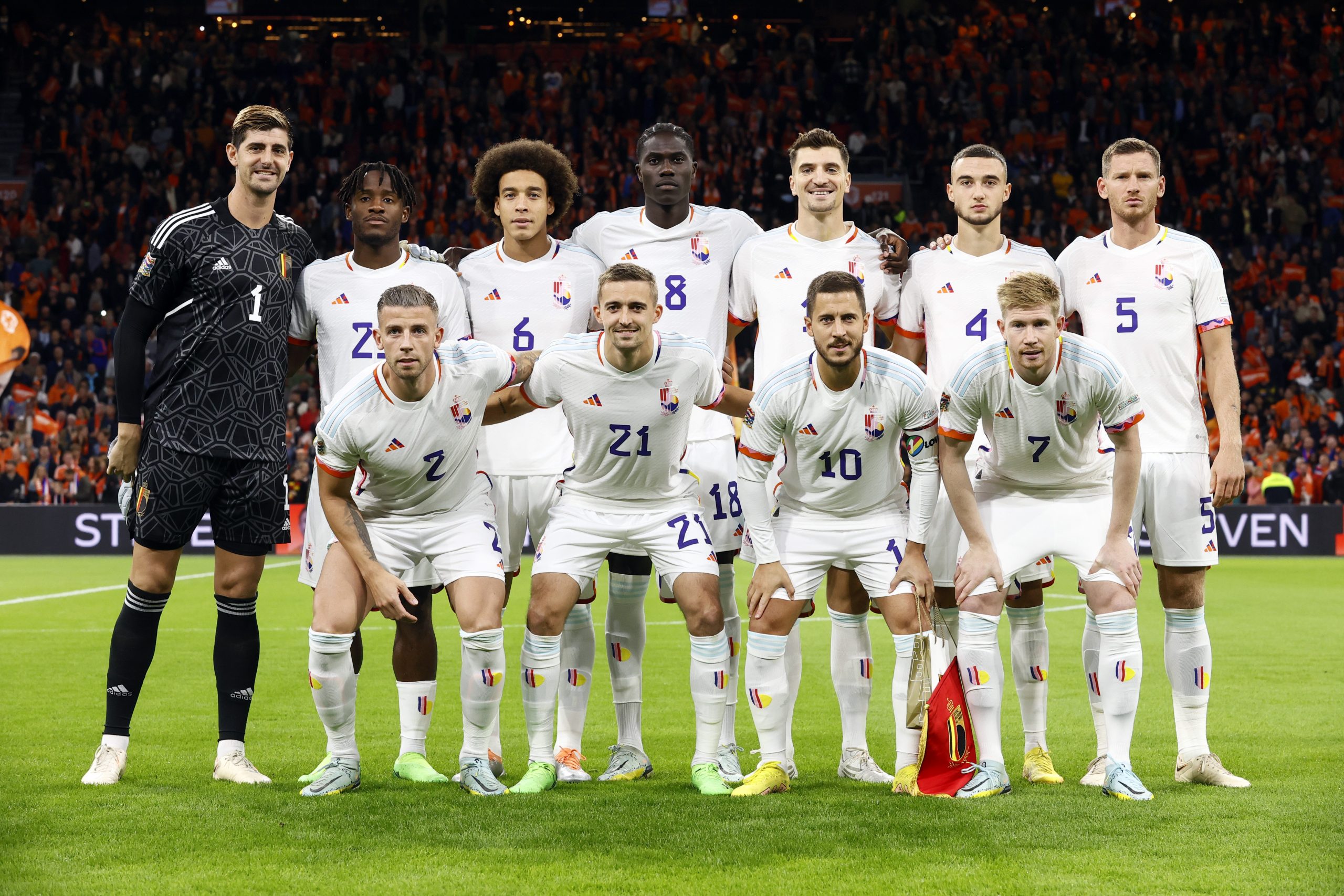 Het Belgische elftal voorafgaand aan de Nations League-wedstrijd tegen Nederland in Amsterdam op 6 augustus 2022. Foto: ANP/Koen van Weel