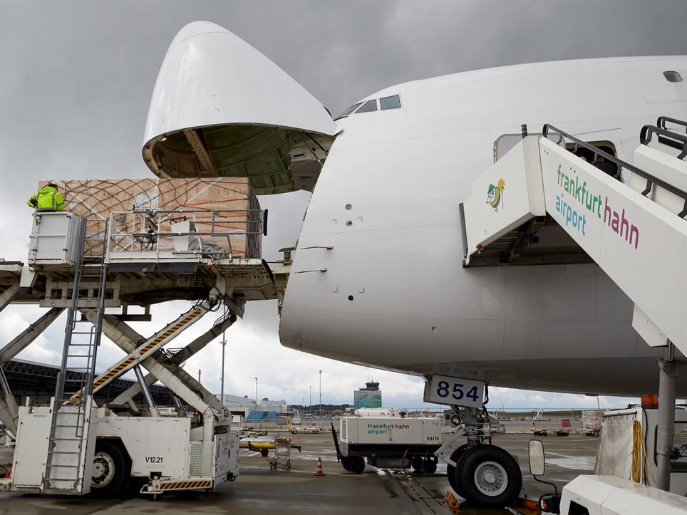 Atlas Air 747-8 cargo loading.