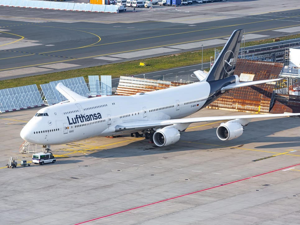 Lufthansa 747.